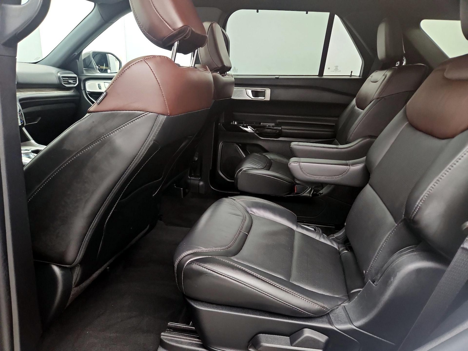 2022 Ford Explorer Platinum - Photo 22