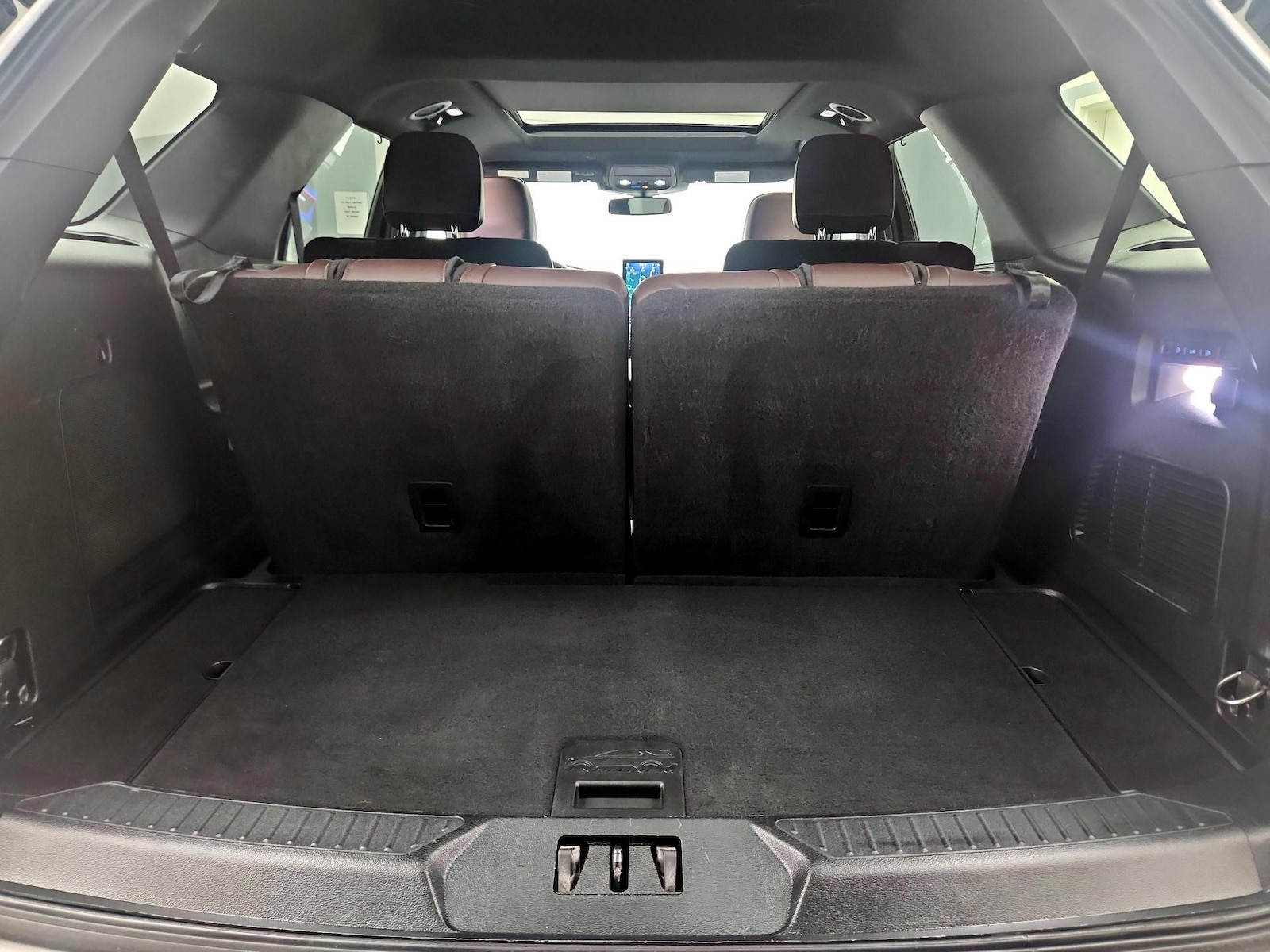 2022 Ford Explorer Platinum - Photo 24