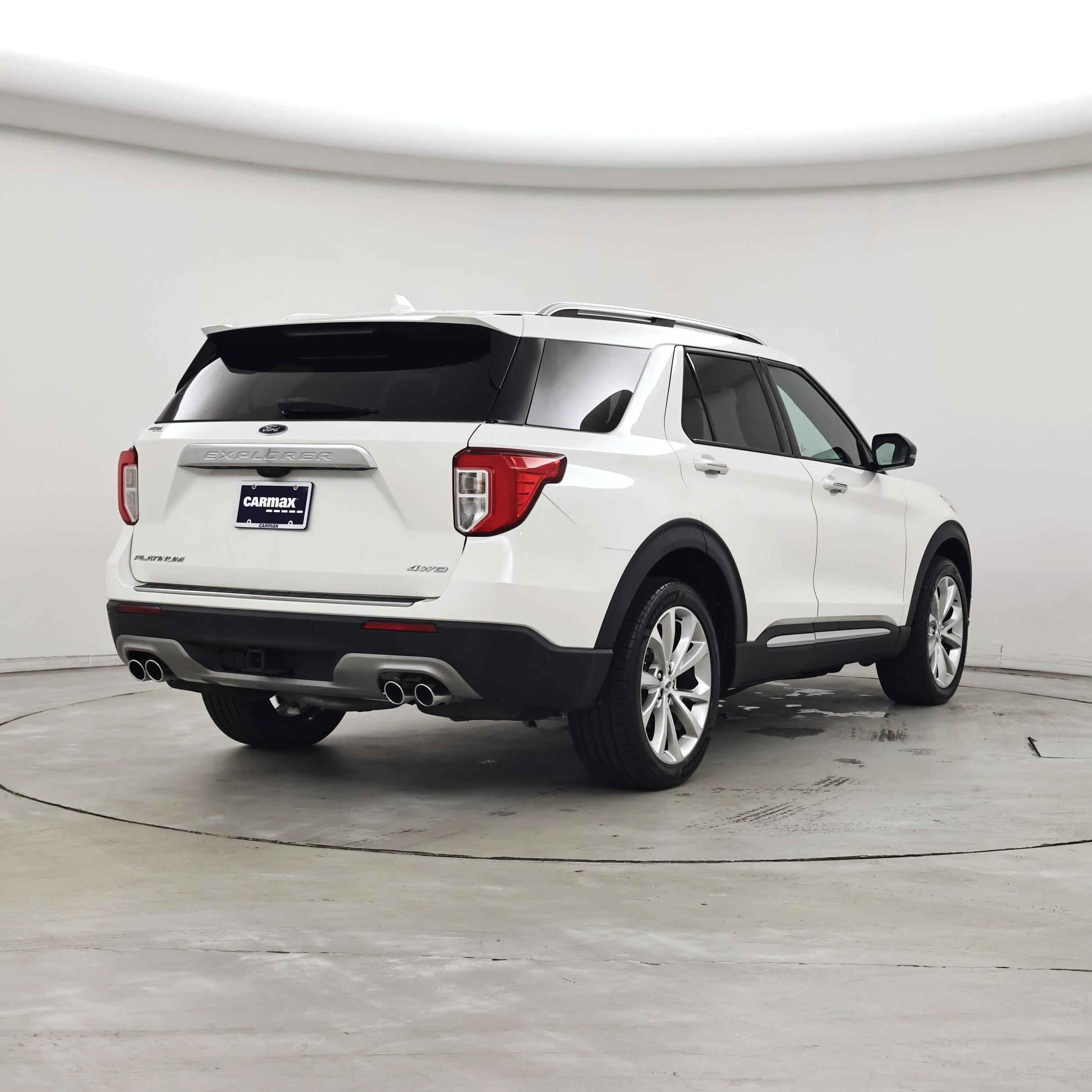 Thumbnail: 2022 Ford Explorer - 8