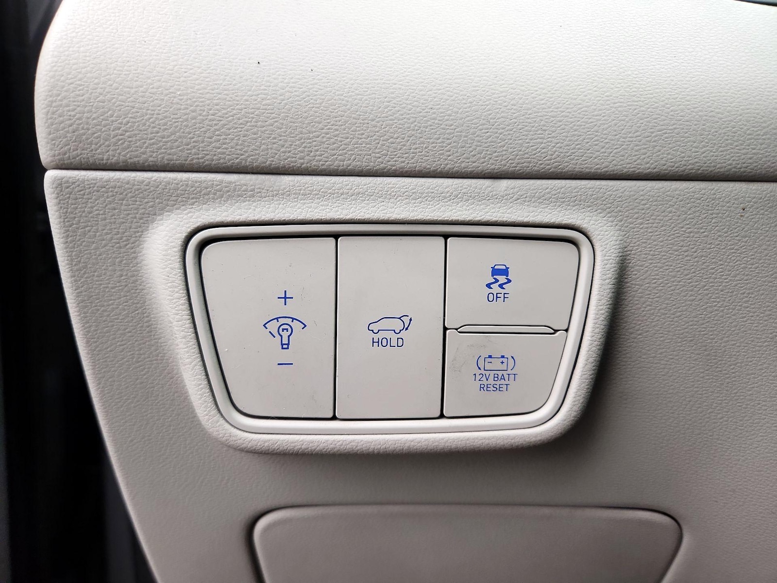 2022 Hyundai Tucson Limited - Photo 14