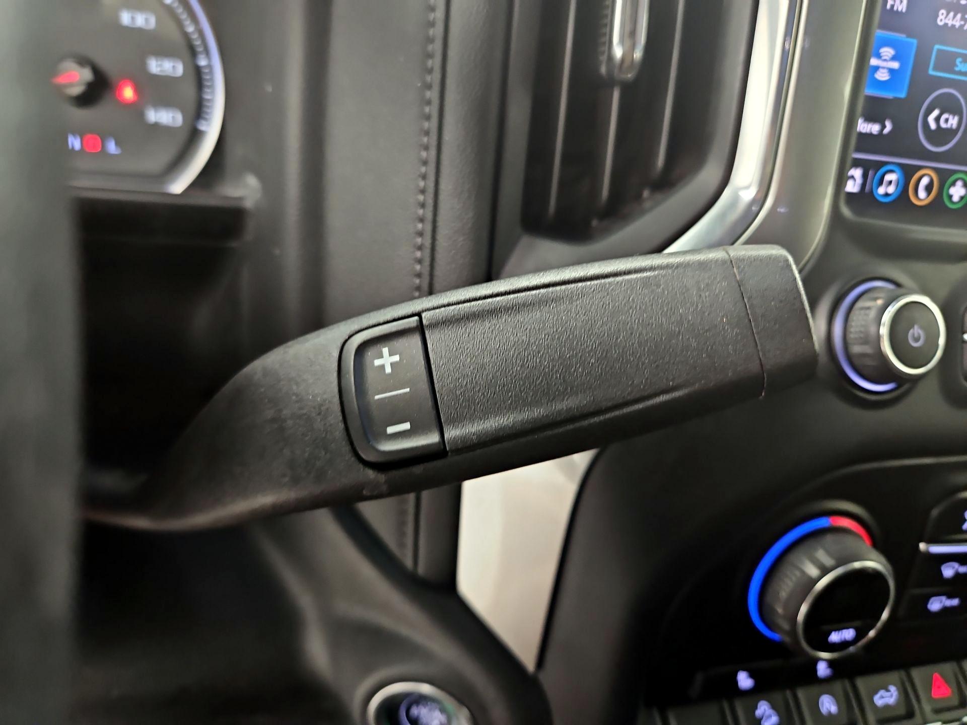 Thumbnail: 2020 Chevrolet Silverado 1500 - 17