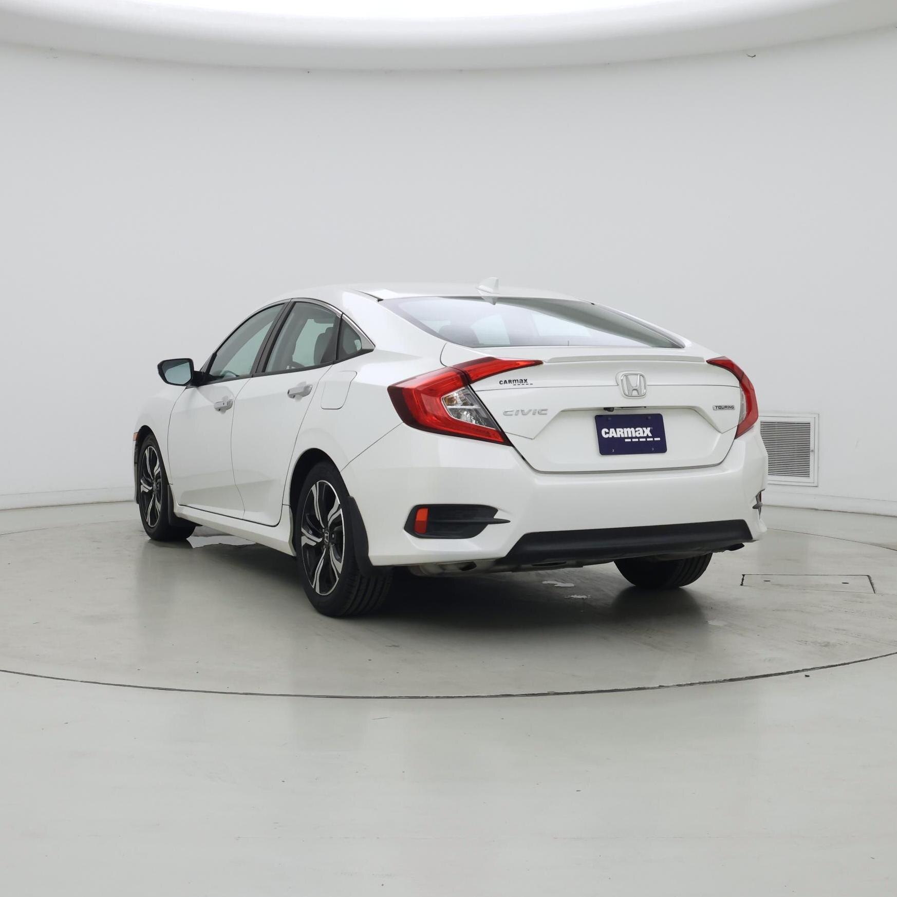 Thumbnail: 2016 Honda Civic - 2
