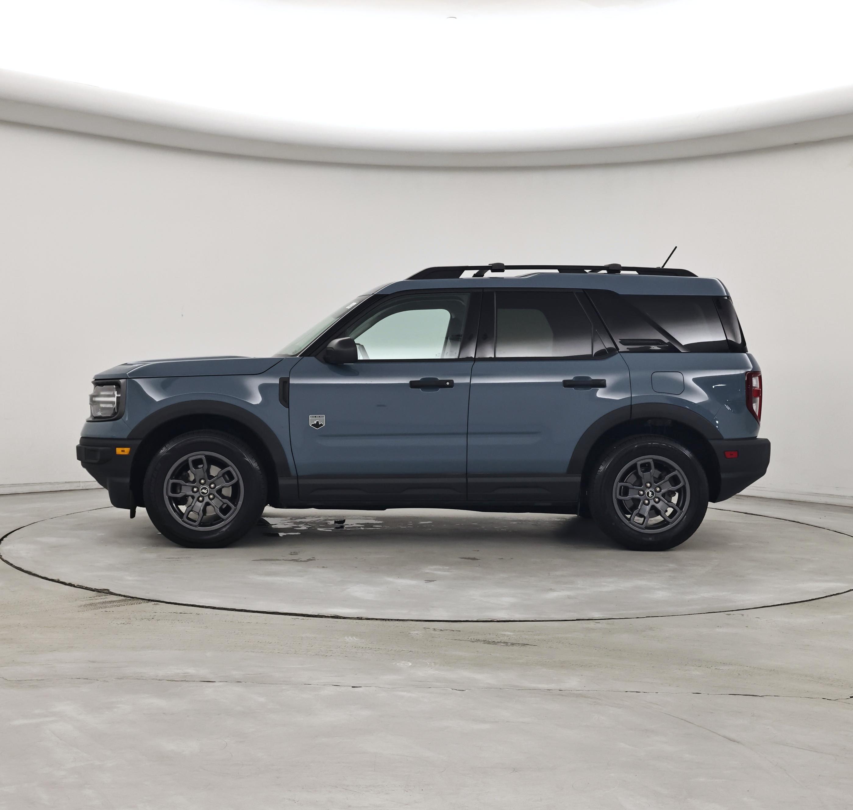 Thumbnail: 2022 Ford Bronco Sport - 3