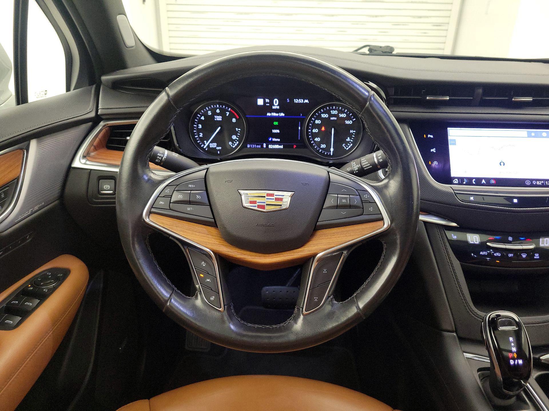 Thumbnail: 2020 Cadillac XT5 - 10