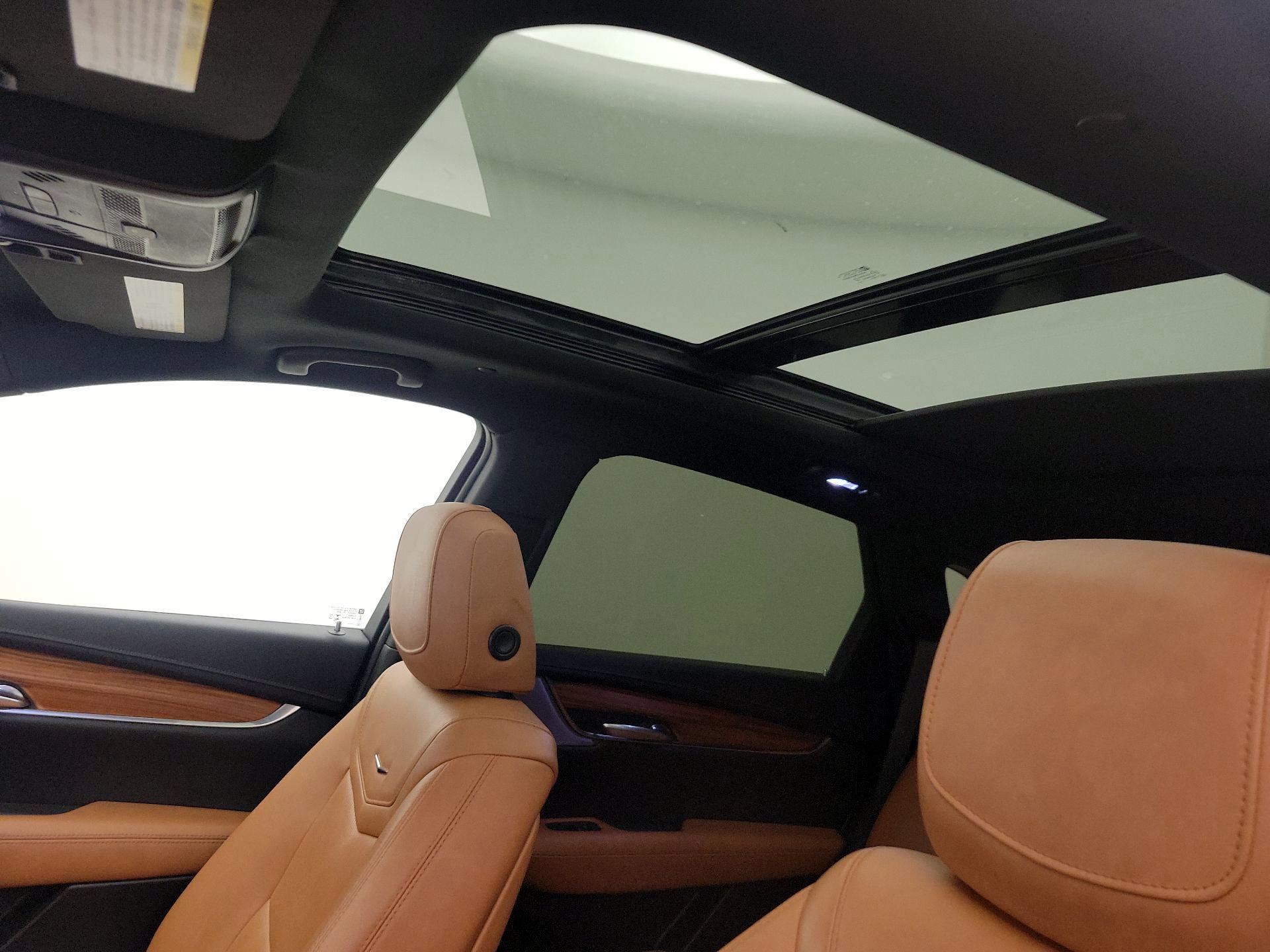 Thumbnail: 2020 Cadillac XT5 - 20