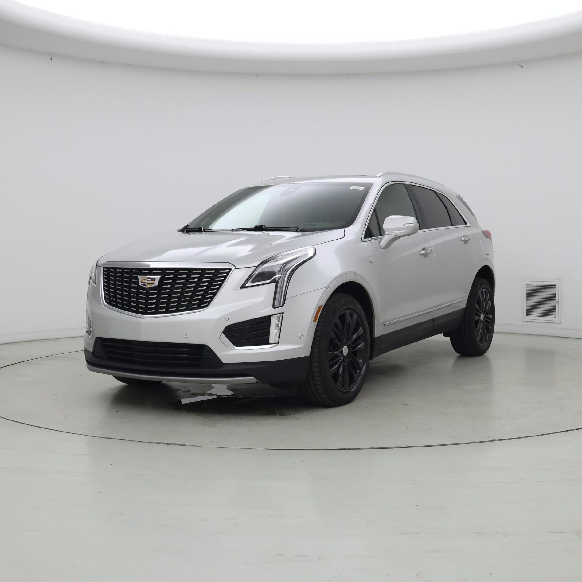 Thumbnail: 2020 Cadillac XT5 - 4