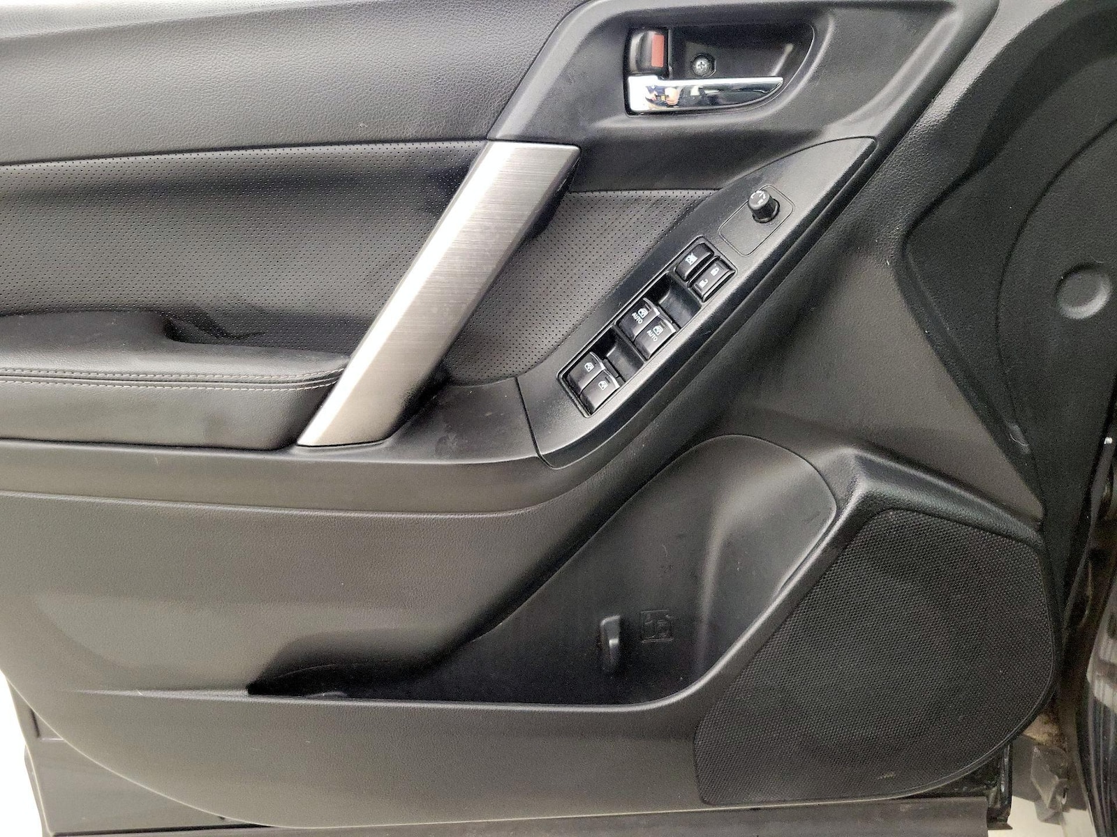 2018 Subaru Forester Limited - Photo 13