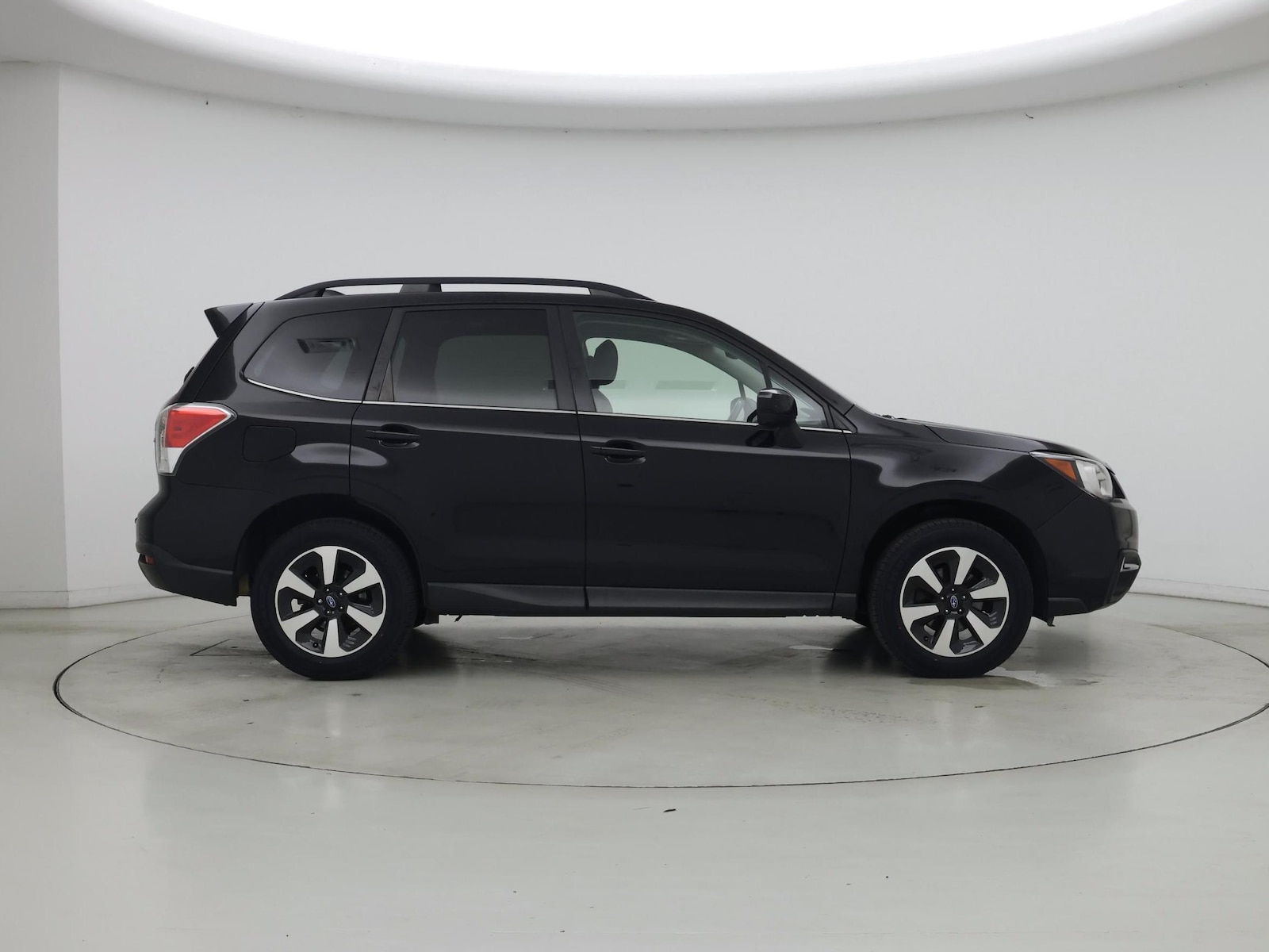 2018 Subaru Forester Limited - Photo 8