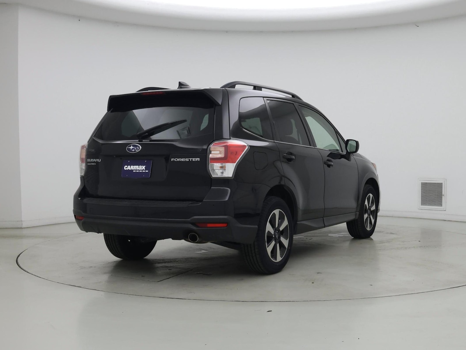 2018 Subaru Forester Limited - Photo 9