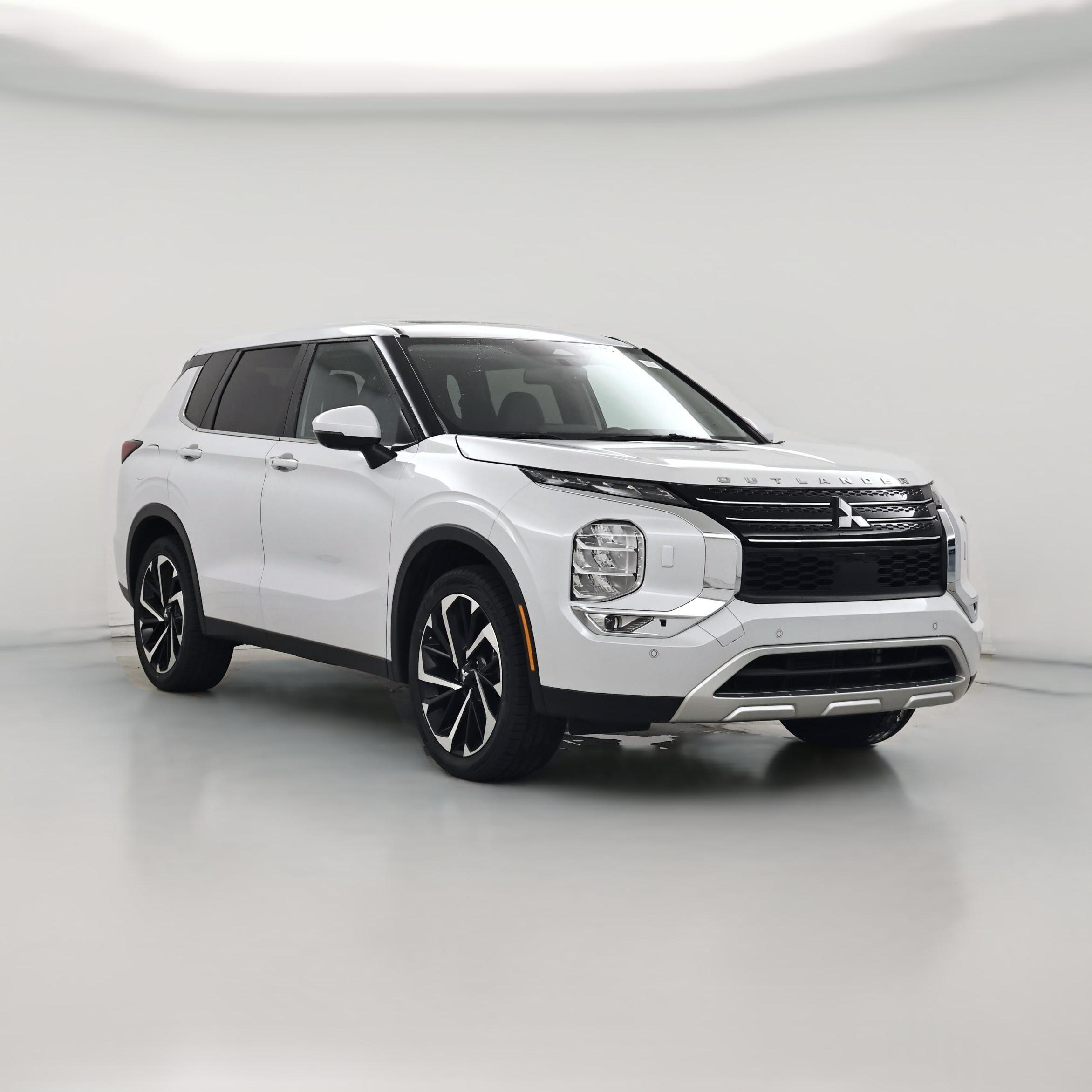 Thumbnail: 2024 Mitsubishi Outlander - 1