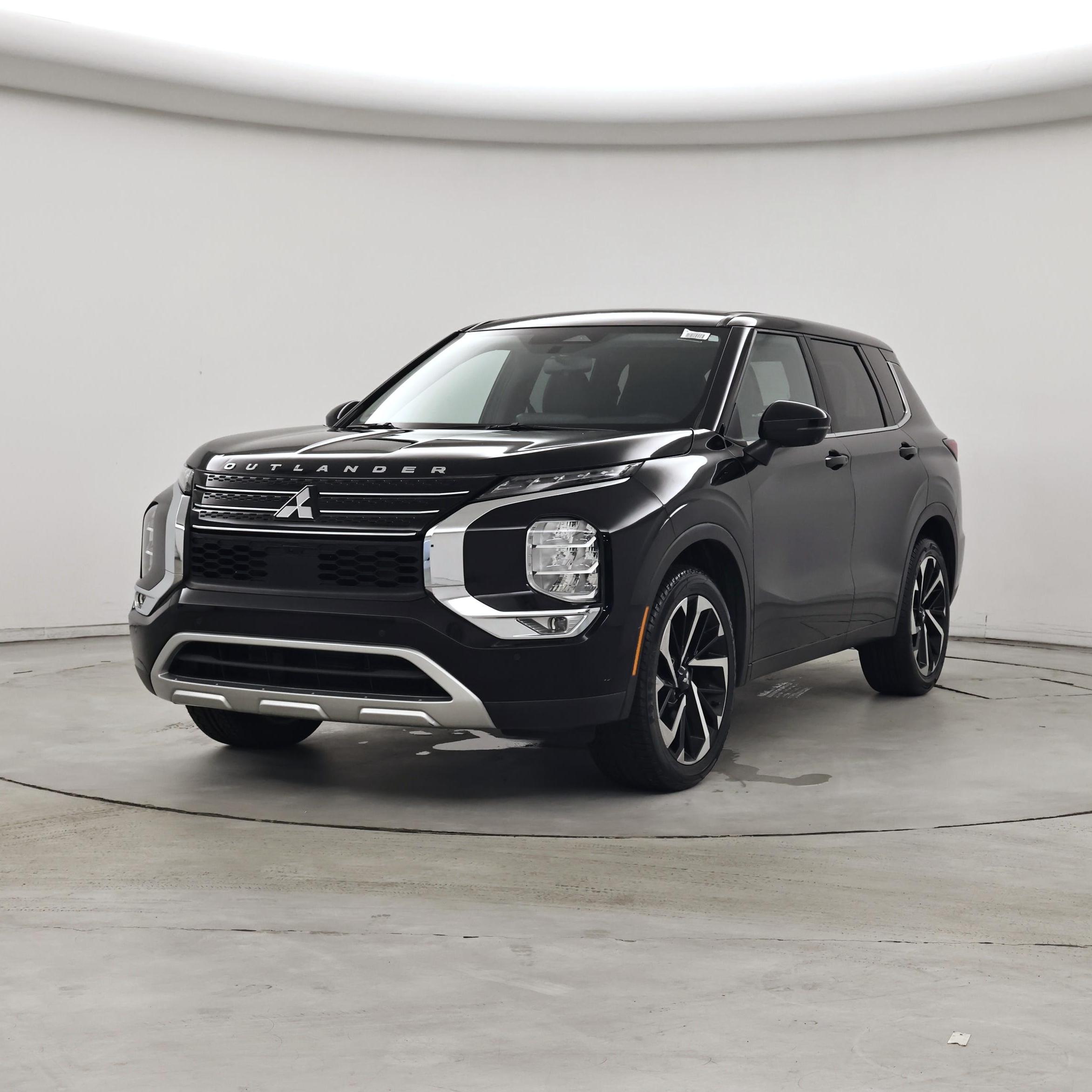 Thumbnail: 2023 Mitsubishi Outlander - 4