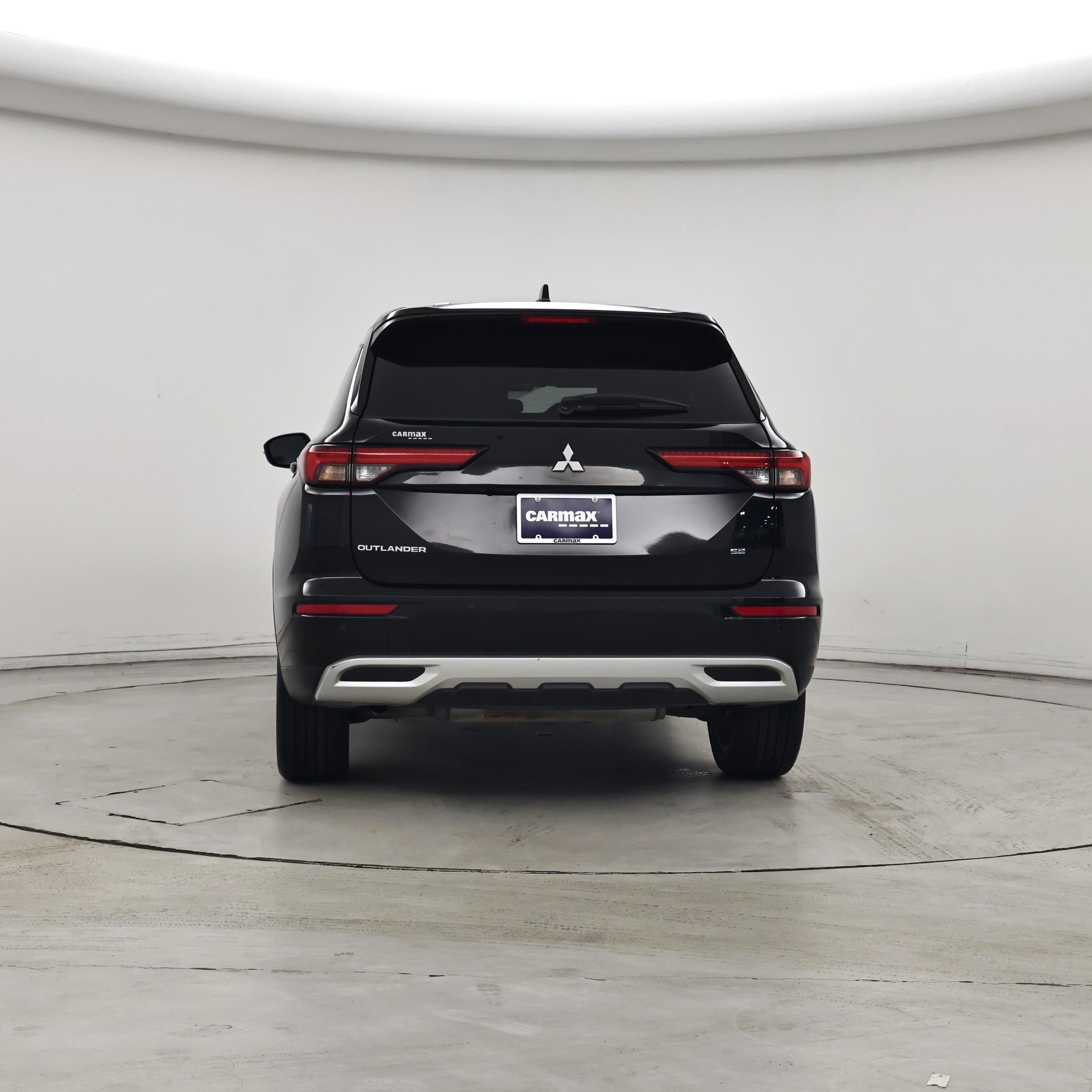 Thumbnail: 2023 Mitsubishi Outlander - 6