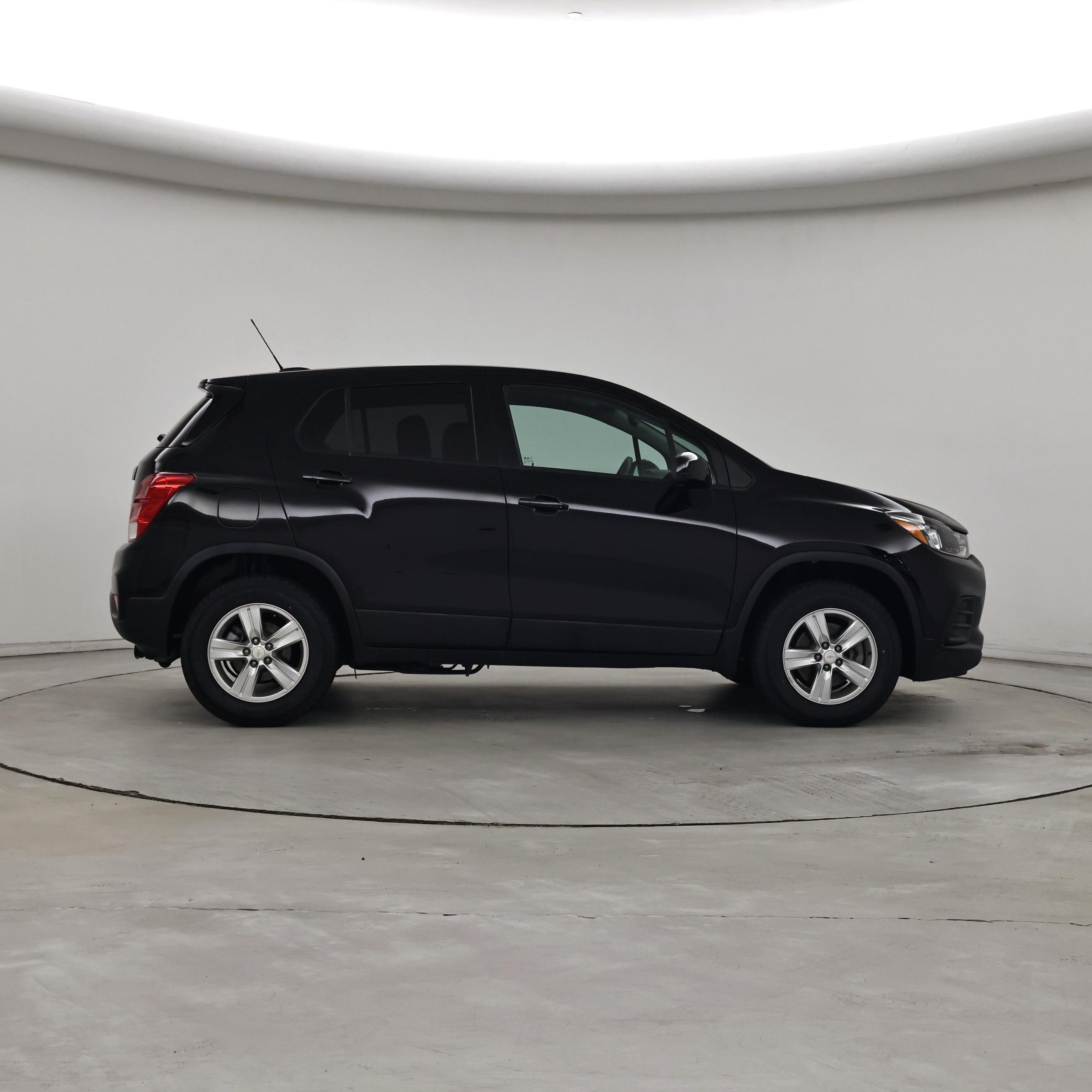Thumbnail: 2022 Chevrolet Trax - 7