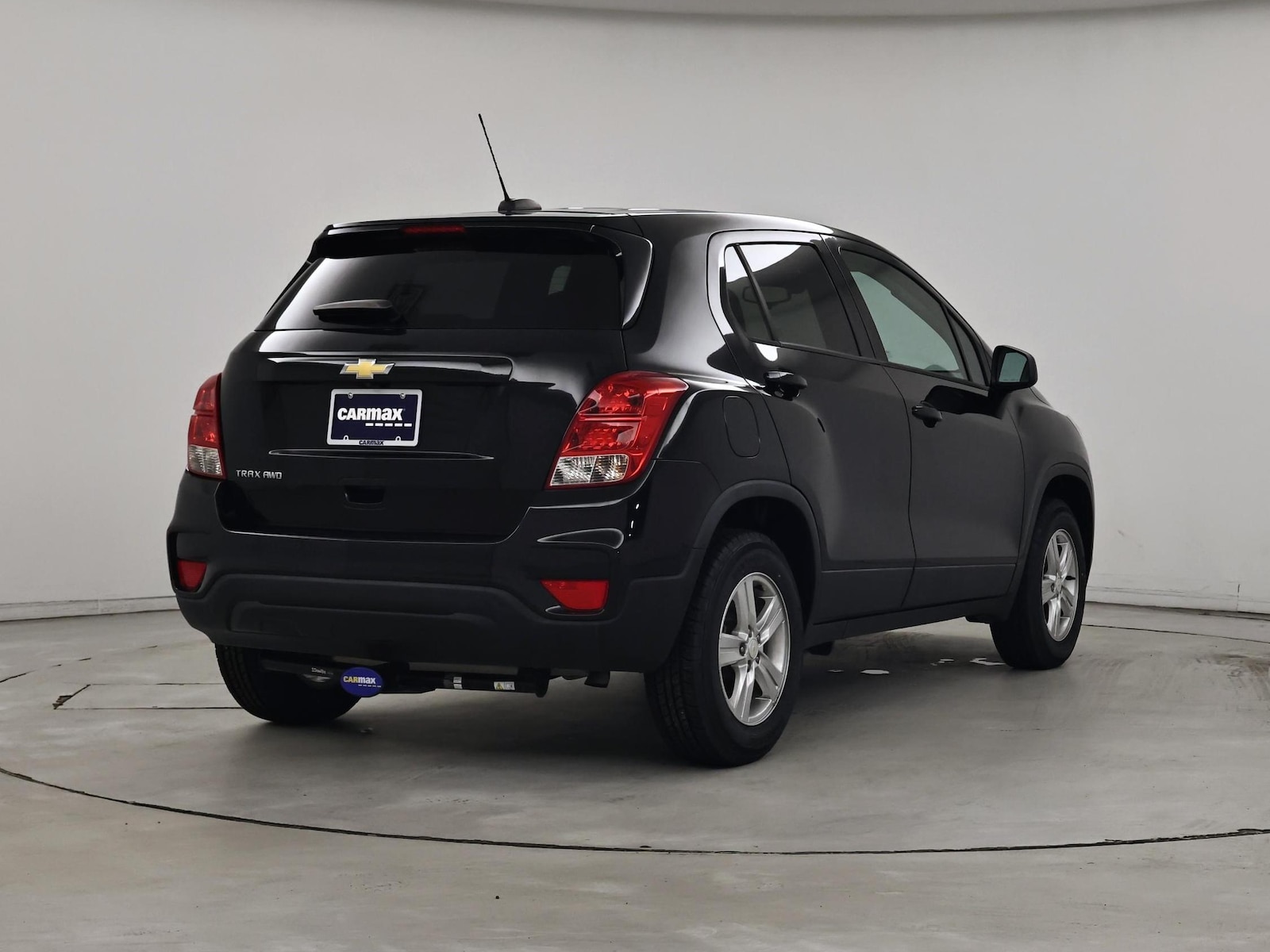 2022 Chevrolet Trax LS - Photo 9