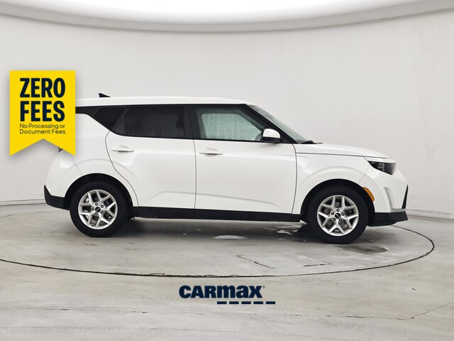 White 2023 Kia Soul SUV / Crossover Front-Wheel Drive Automatic