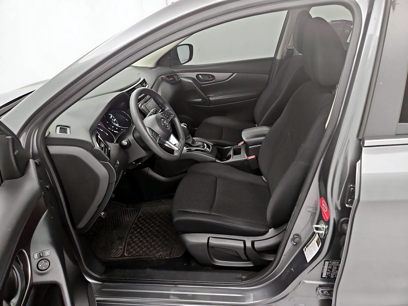 2020 Nissan Rogue Sport S - Photo 12