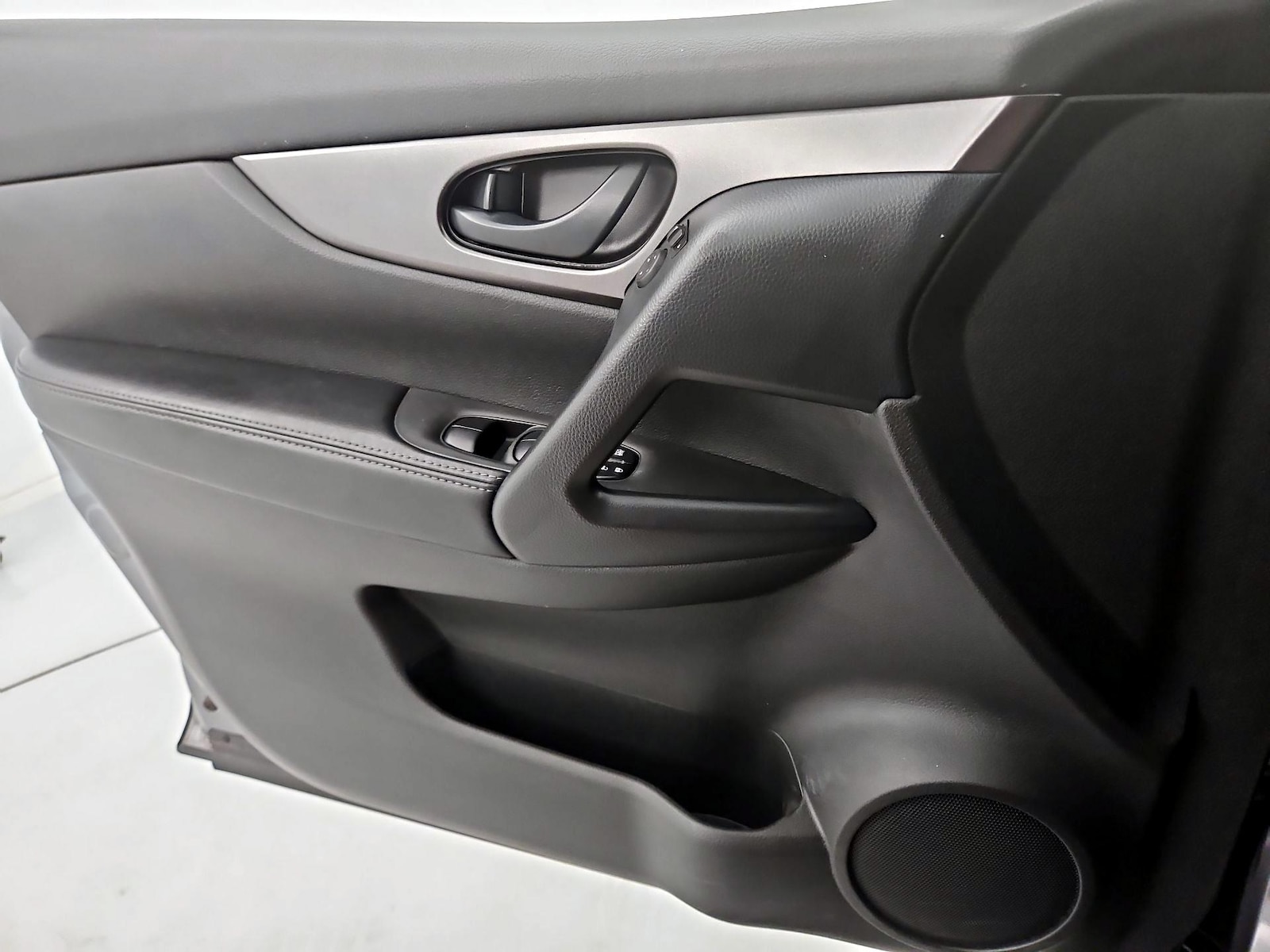2020 Nissan Rogue Sport S - Photo 13