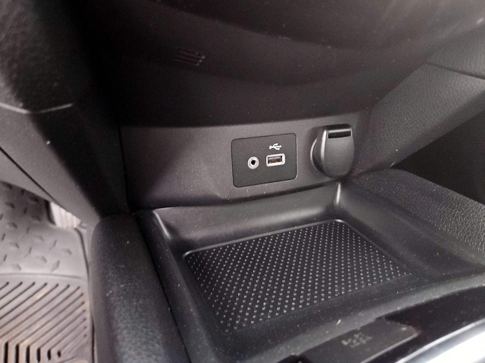 2020 Nissan Rogue Sport S - Photo 19