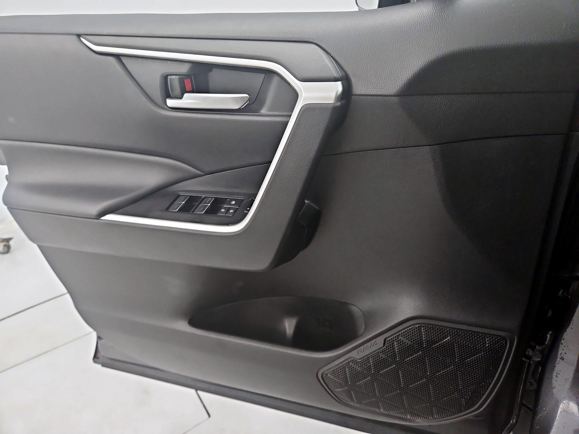 Thumbnail: 2024 Toyota RAV4 - 12