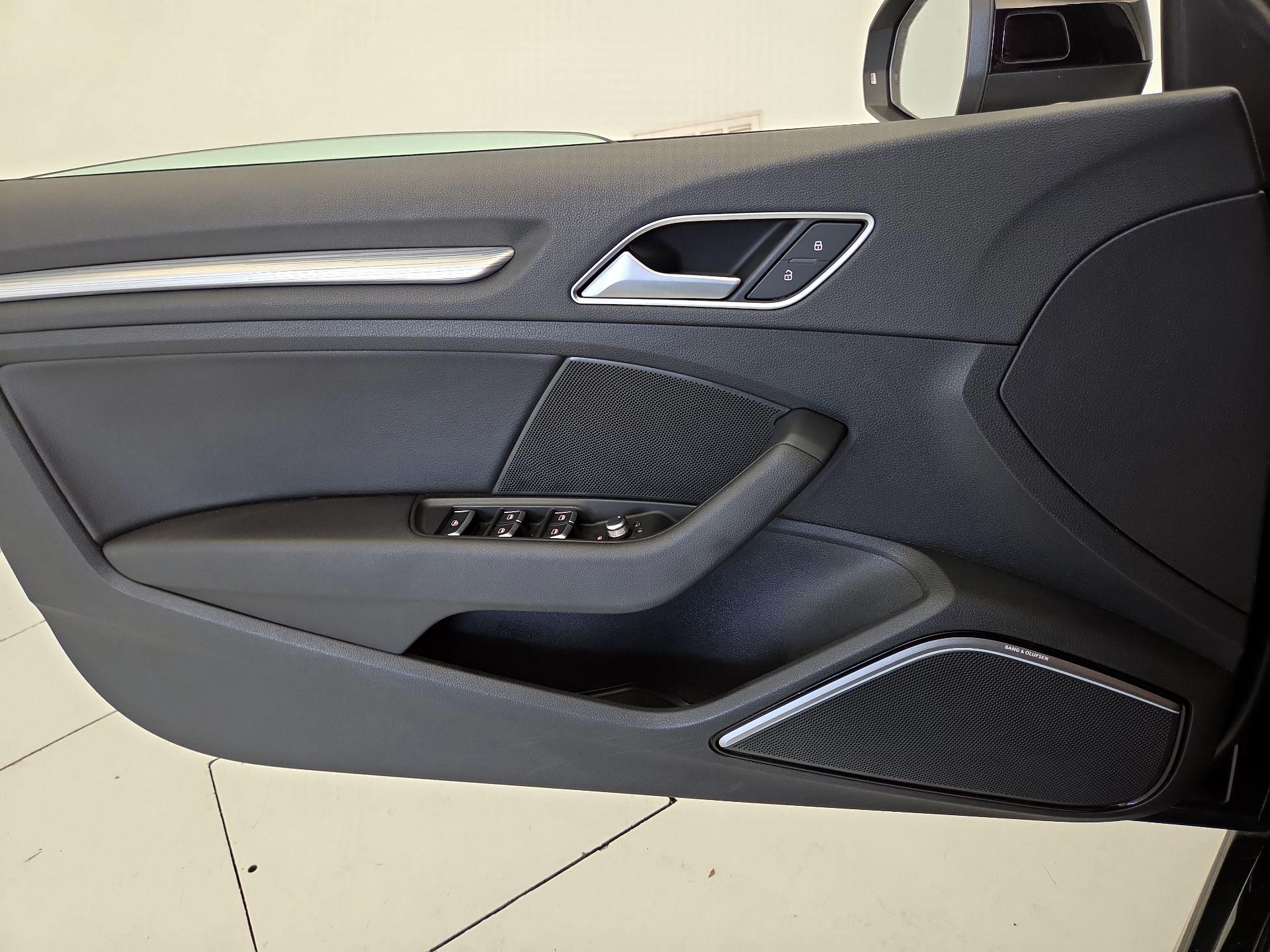Thumbnail: 2016 Audi A3 - 12