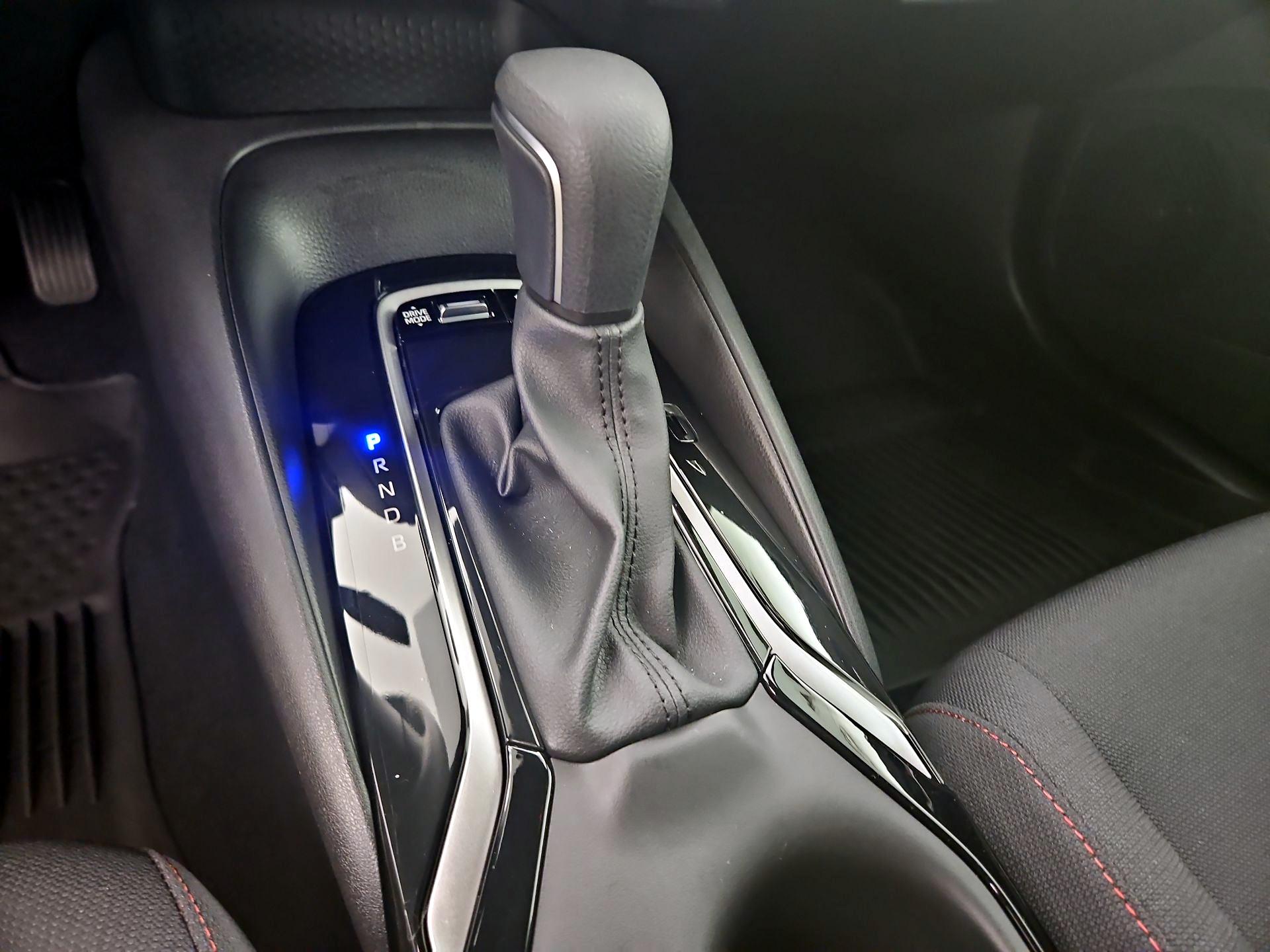 Thumbnail: 2025 Toyota Corolla - 17