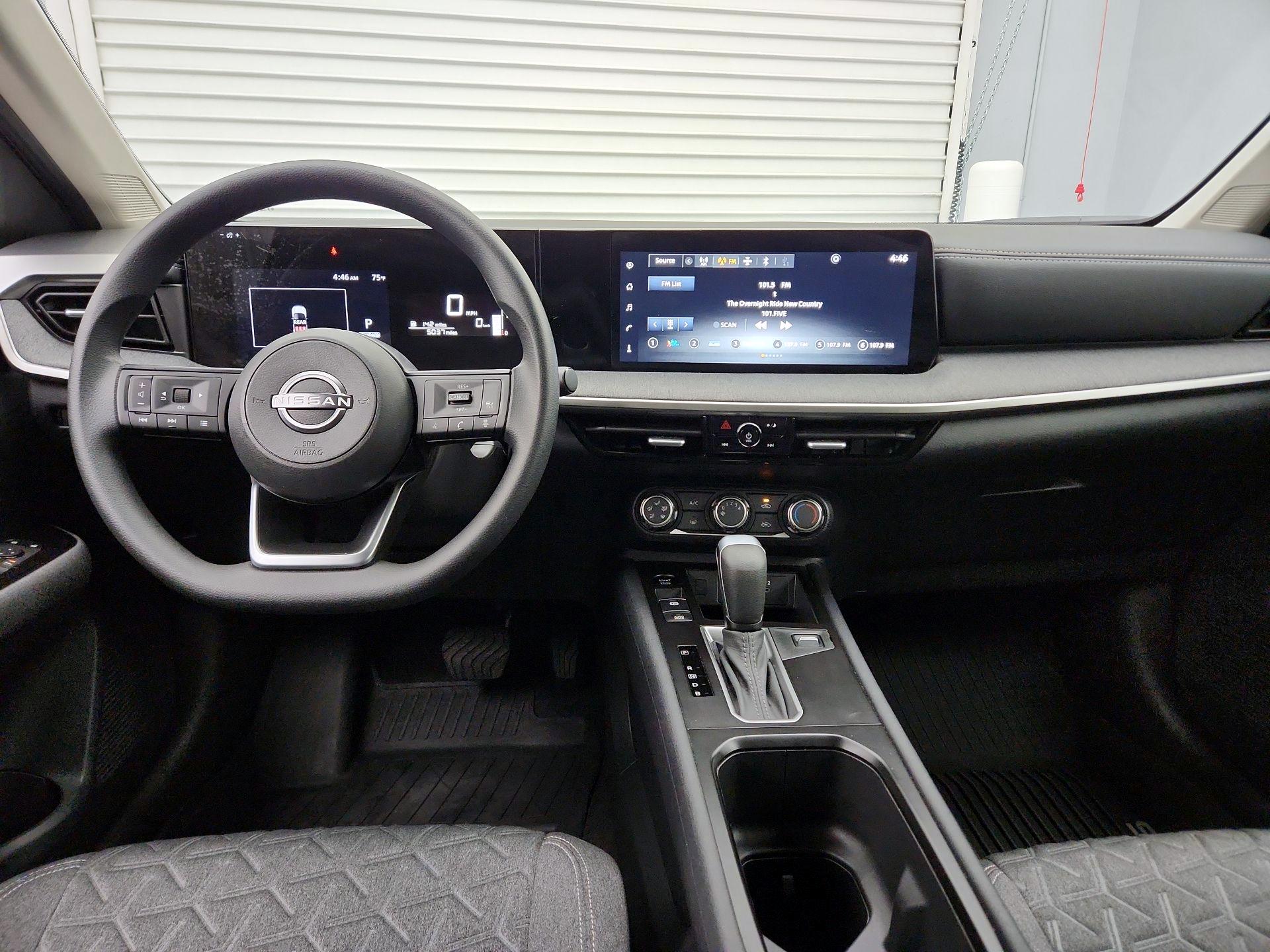 Thumbnail: 2025 Nissan Kicks - 9