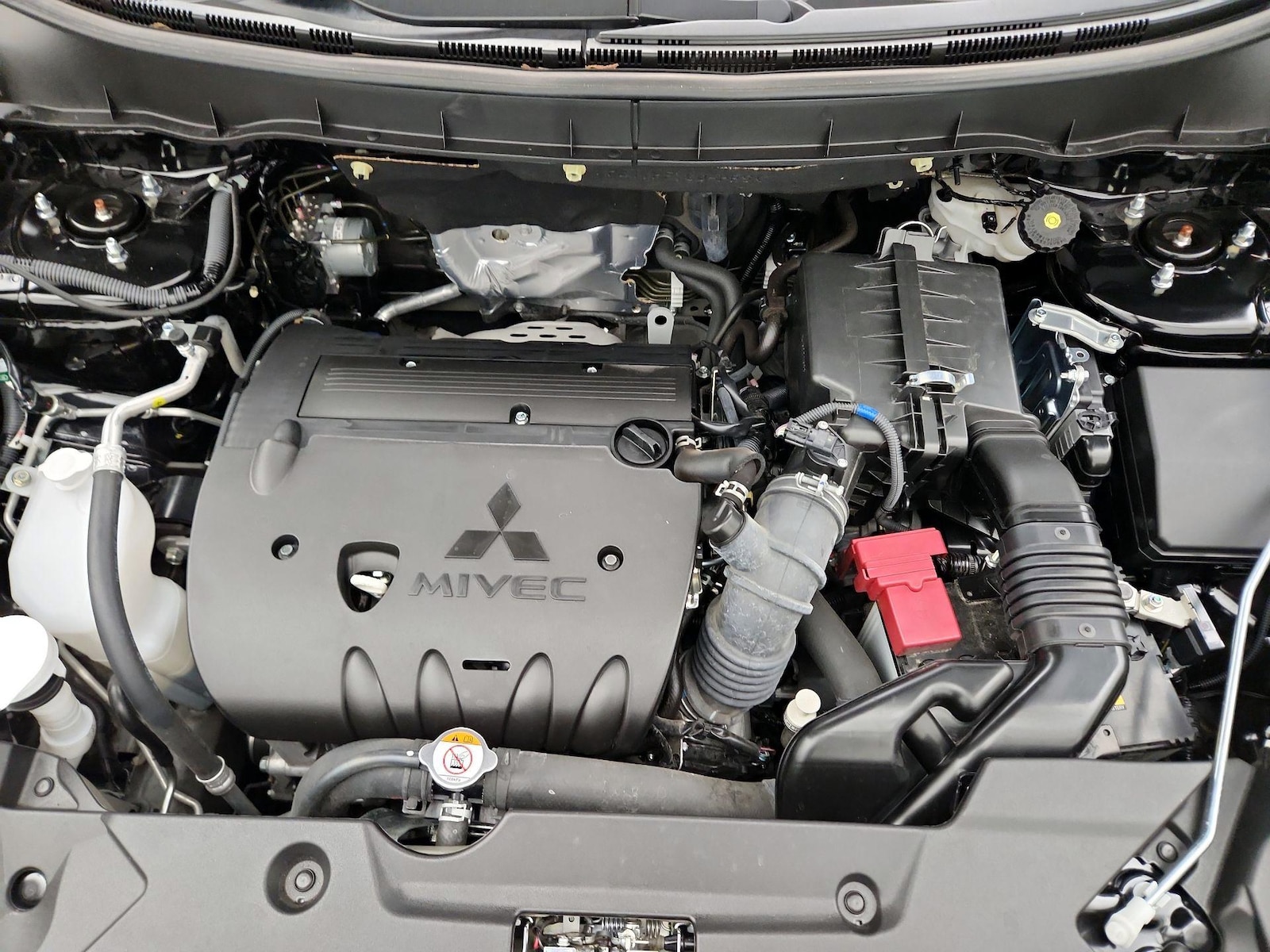 2025 Mitsubishi Outlander Sport ES - Photo 22
