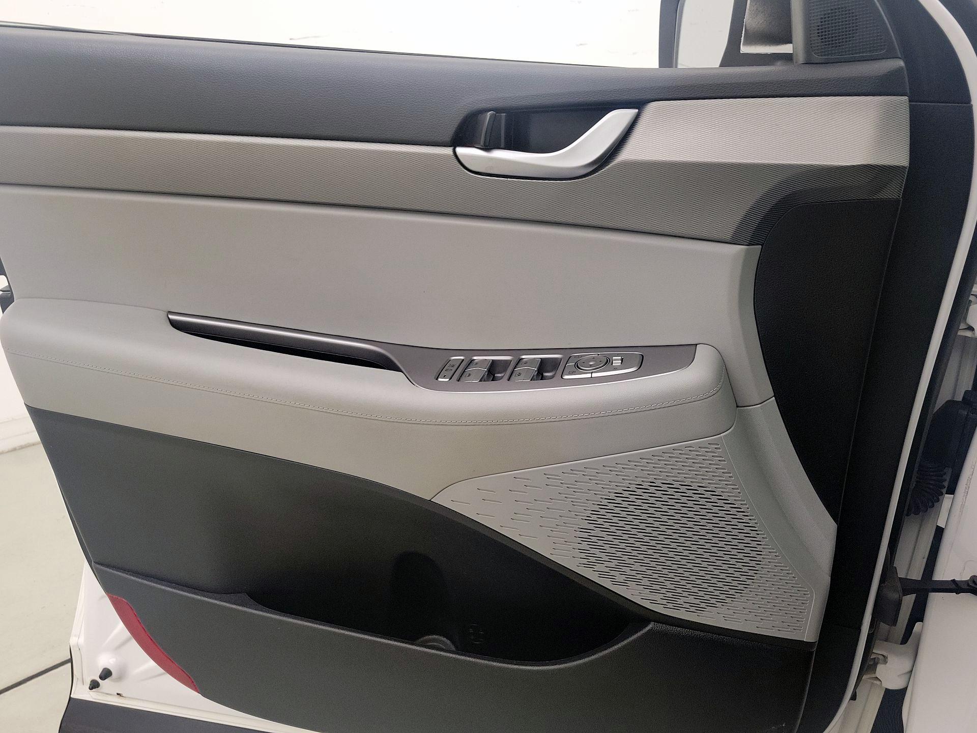 Thumbnail: 2021 Hyundai Palisade - 12