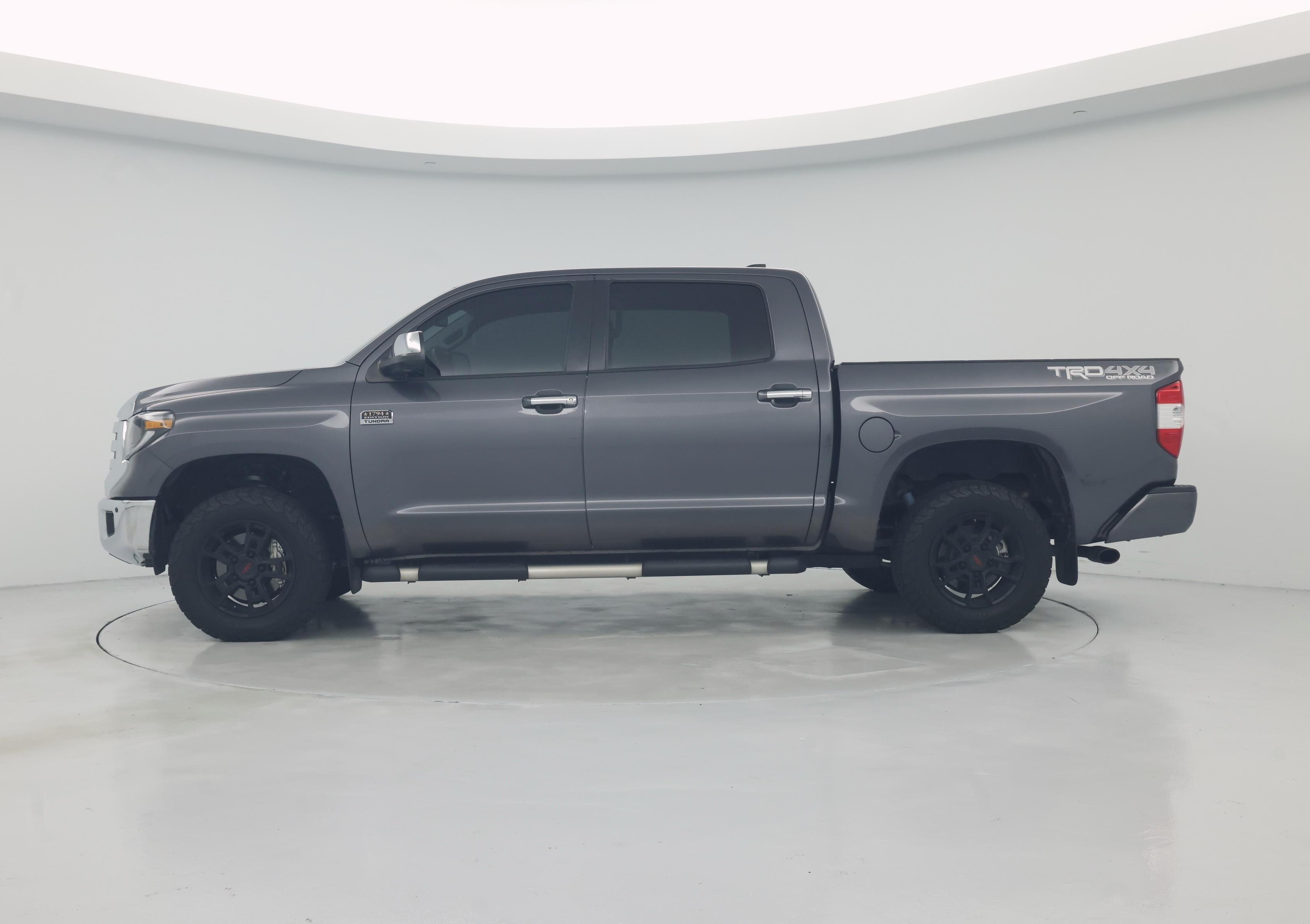 Thumbnail: 2021 Toyota Tundra - 3