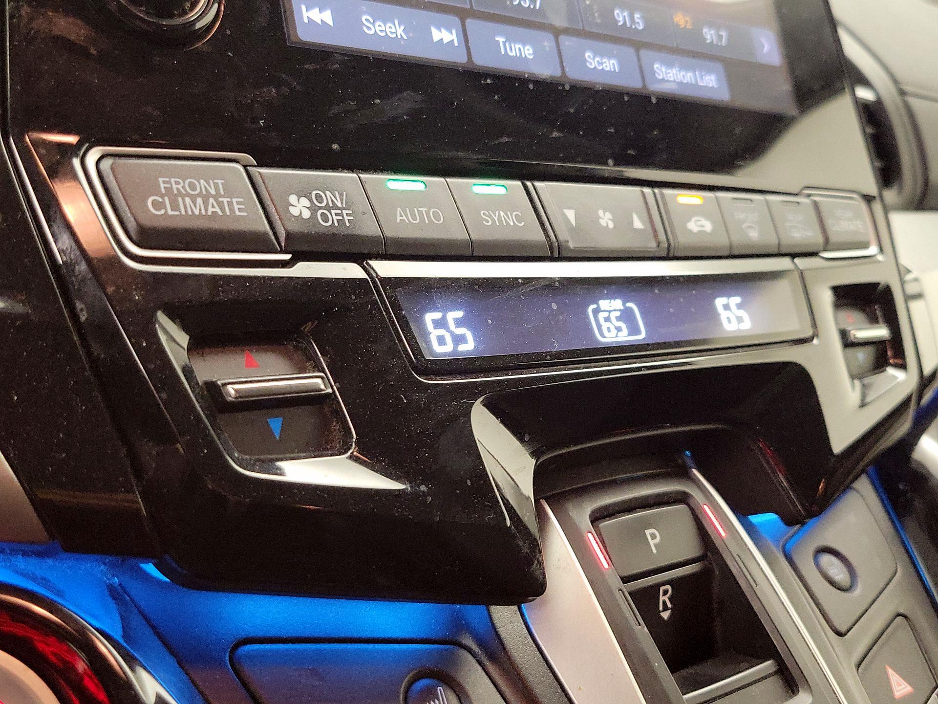 Thumbnail: 2021 Honda Odyssey - 17