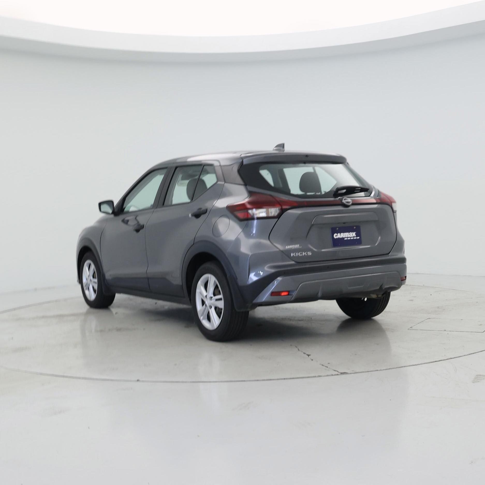 Thumbnail: 2023 Nissan Kicks - 2