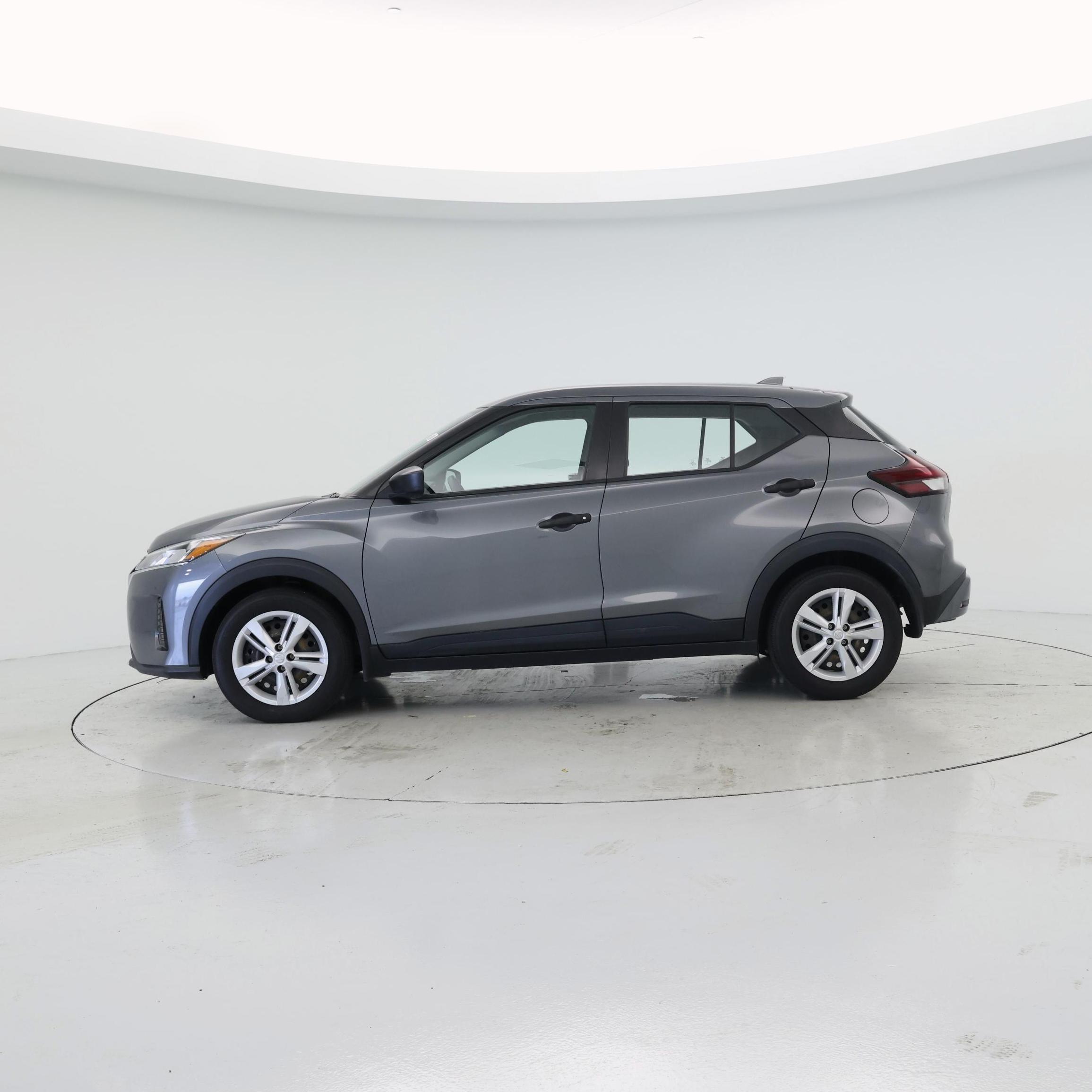 Thumbnail: 2023 Nissan Kicks - 3