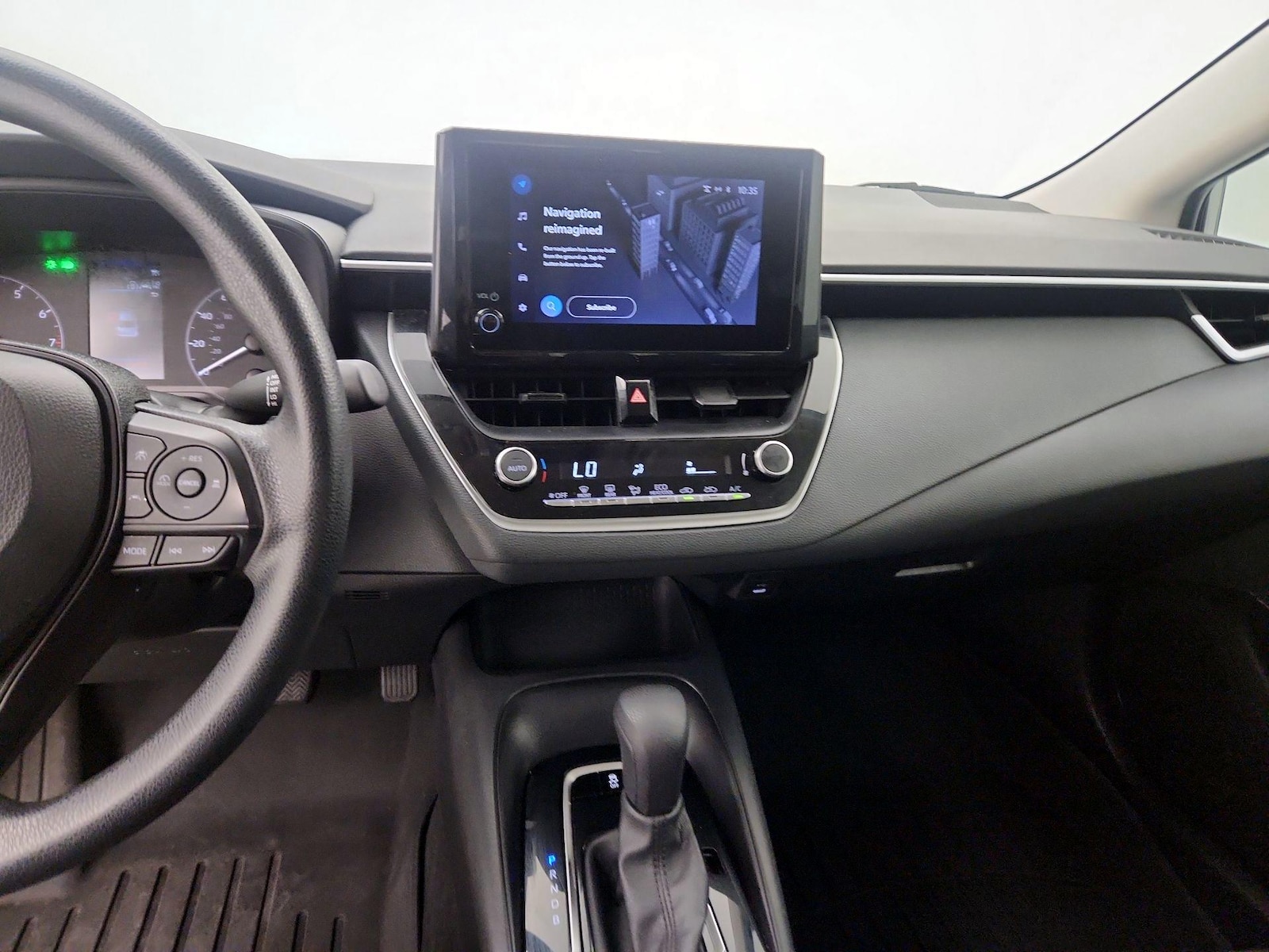 2023 Toyota Corolla LE - Photo 10