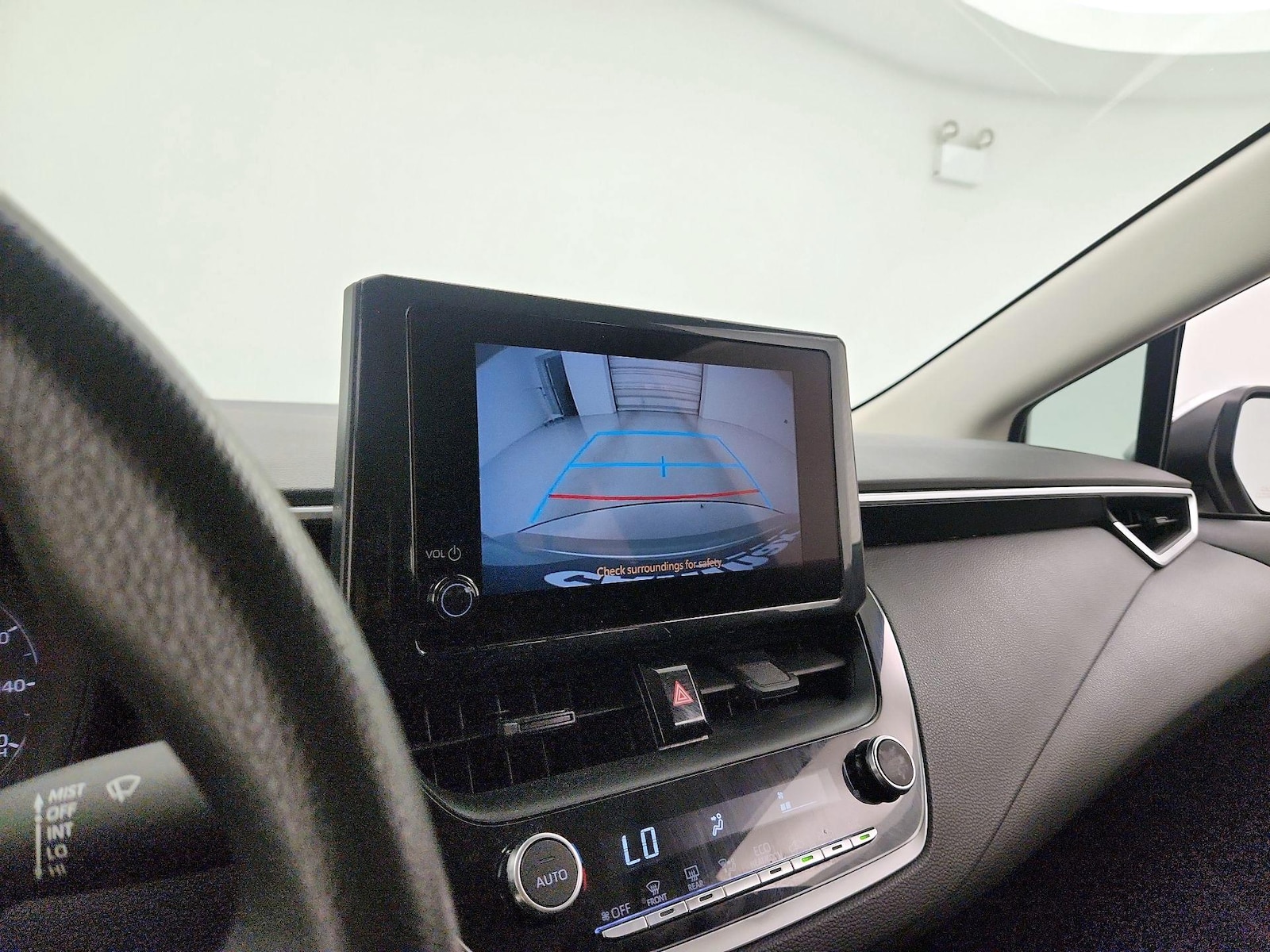 2023 Toyota Corolla LE - Photo 16