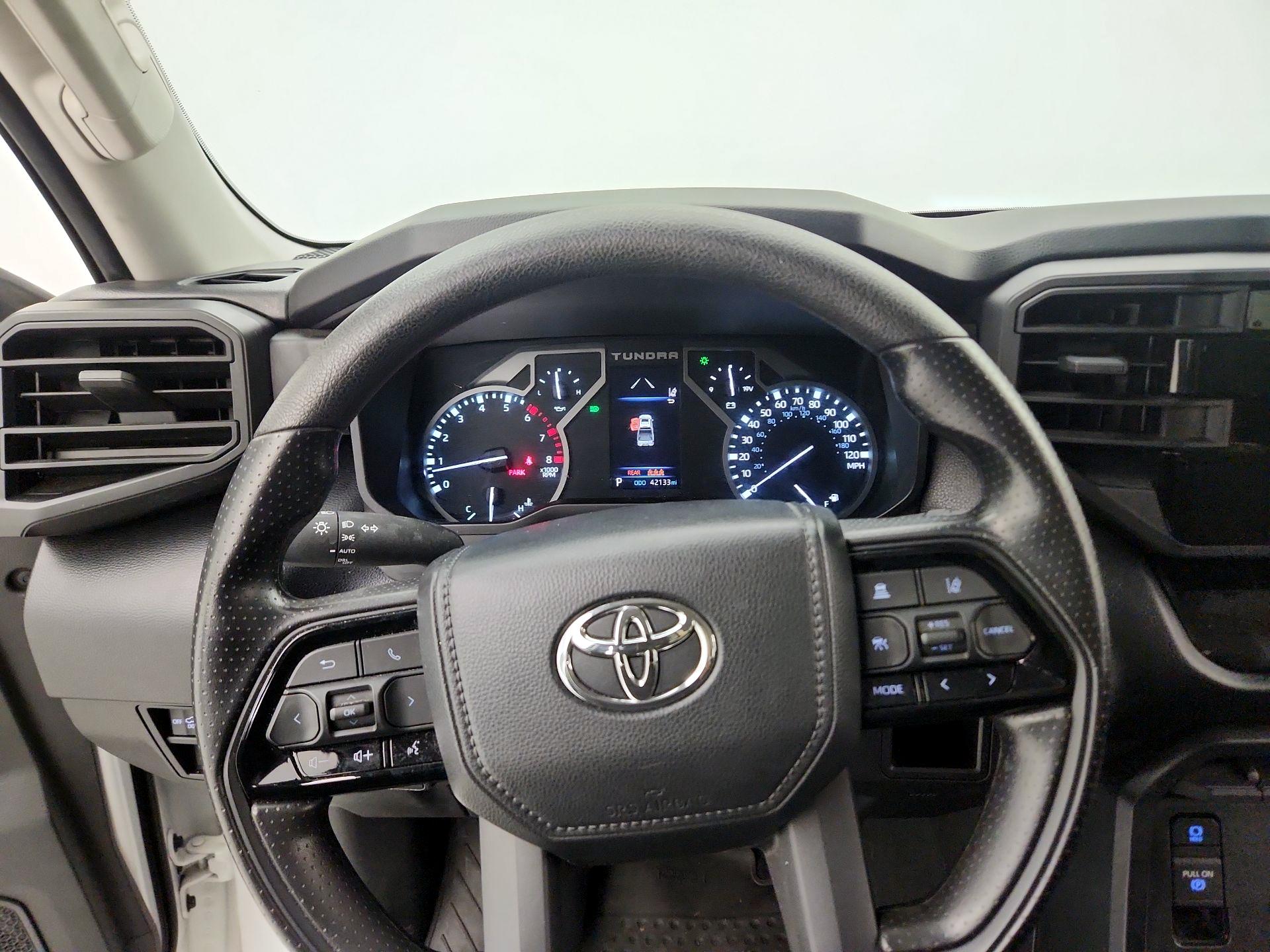 Thumbnail: 2024 Toyota Tundra - 10