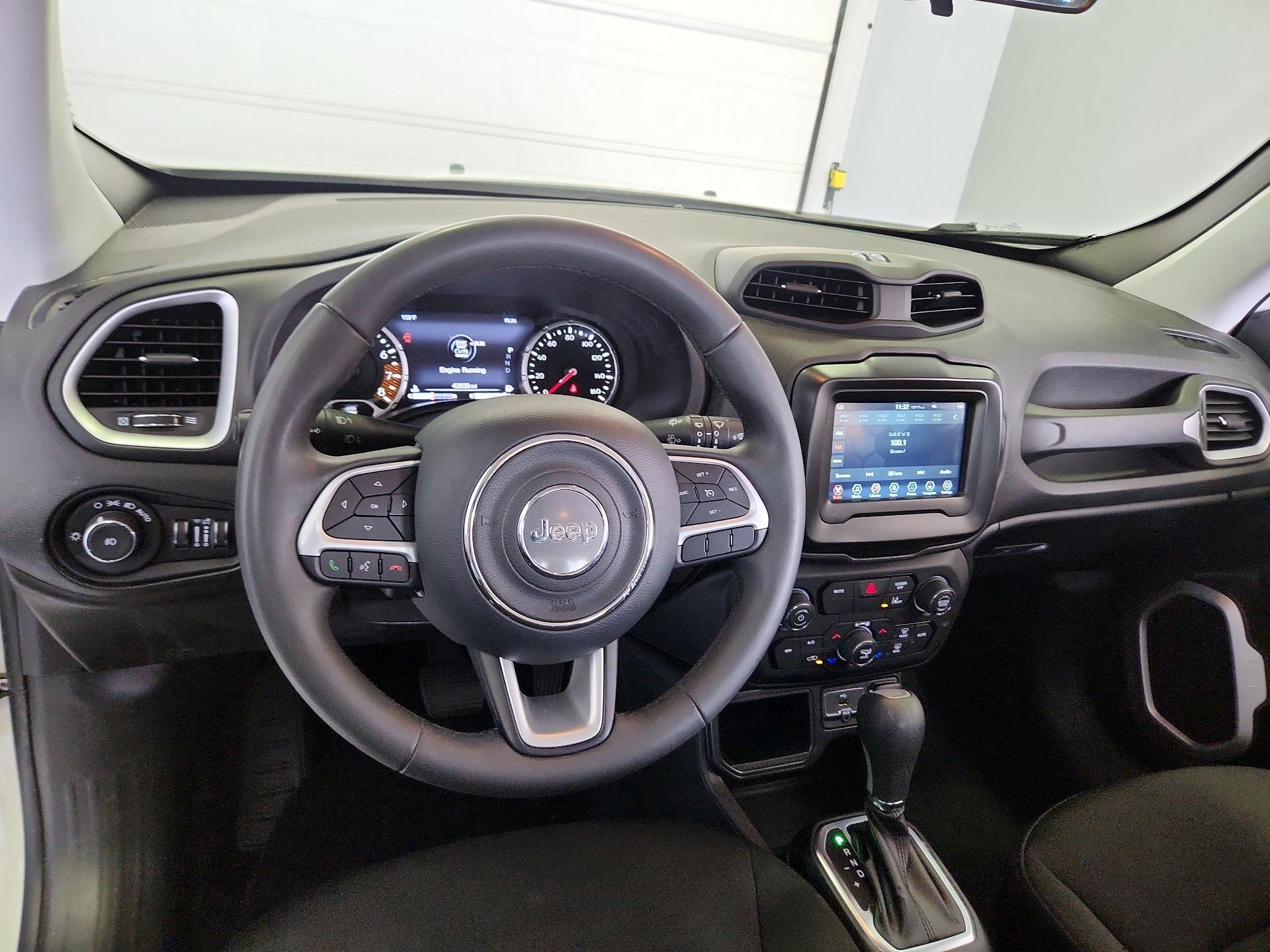 Thumbnail: 2021 Jeep Renegade - 9