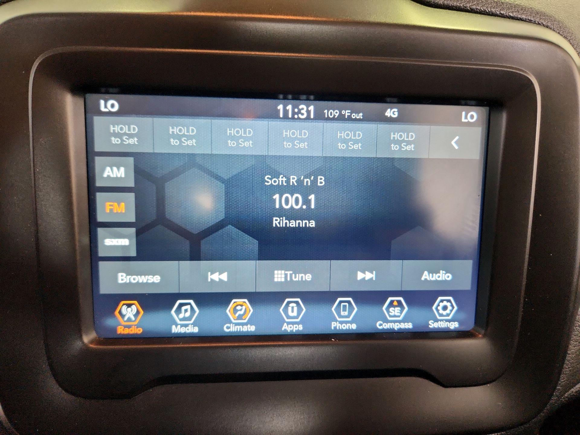 Thumbnail: 2021 Jeep Renegade - 15