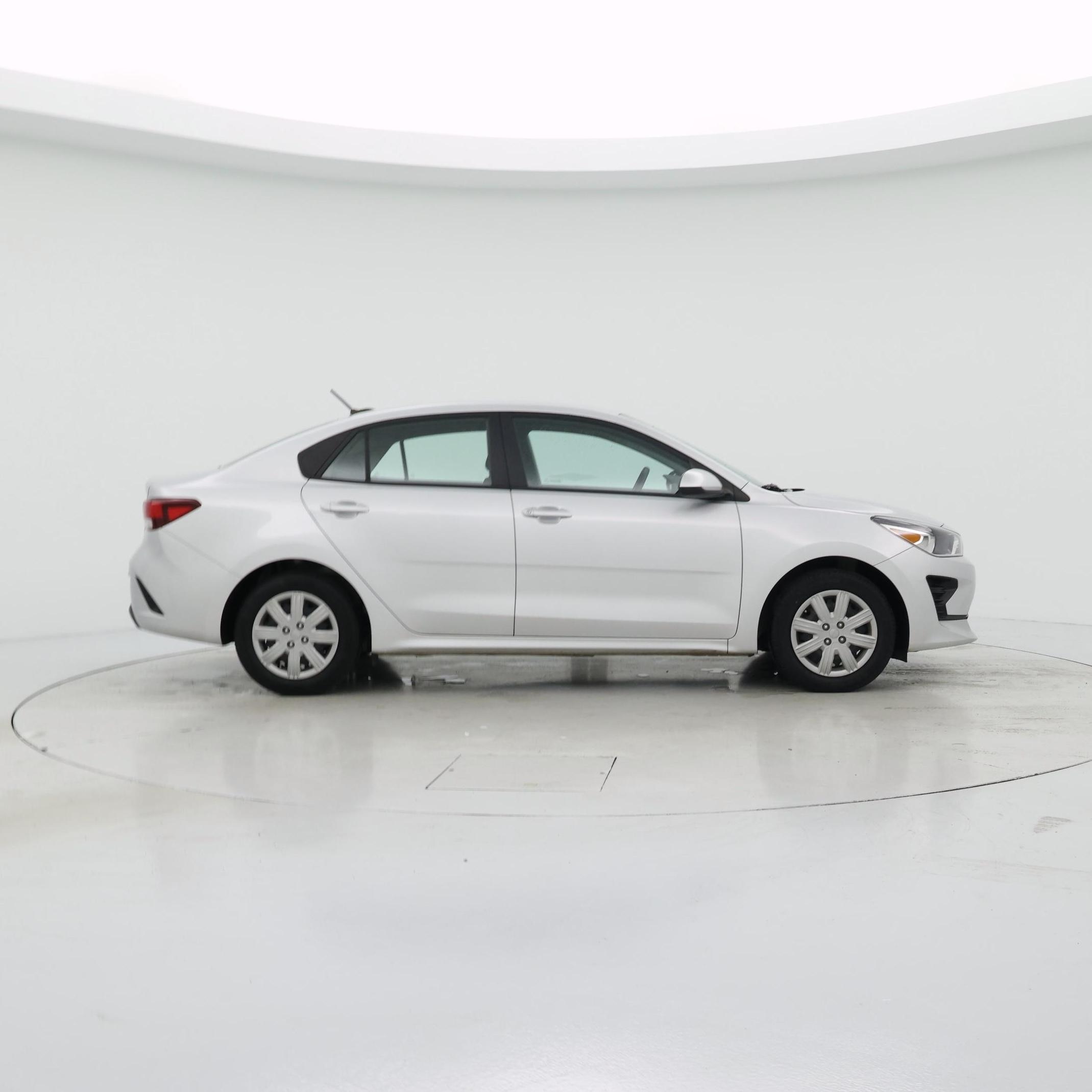 Thumbnail: 2023 Kia Rio - 7