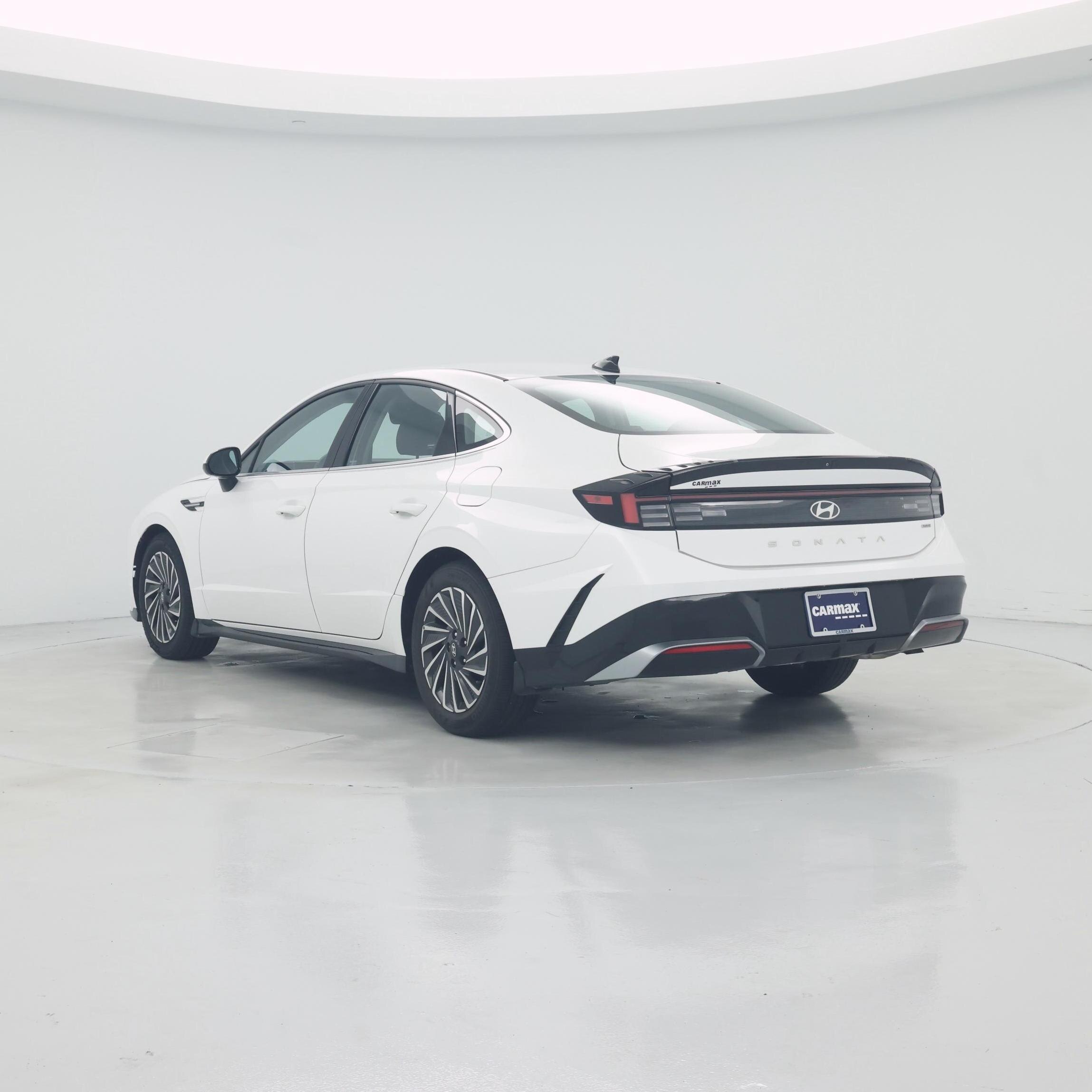 Thumbnail: 2024 Hyundai Sonata - 2