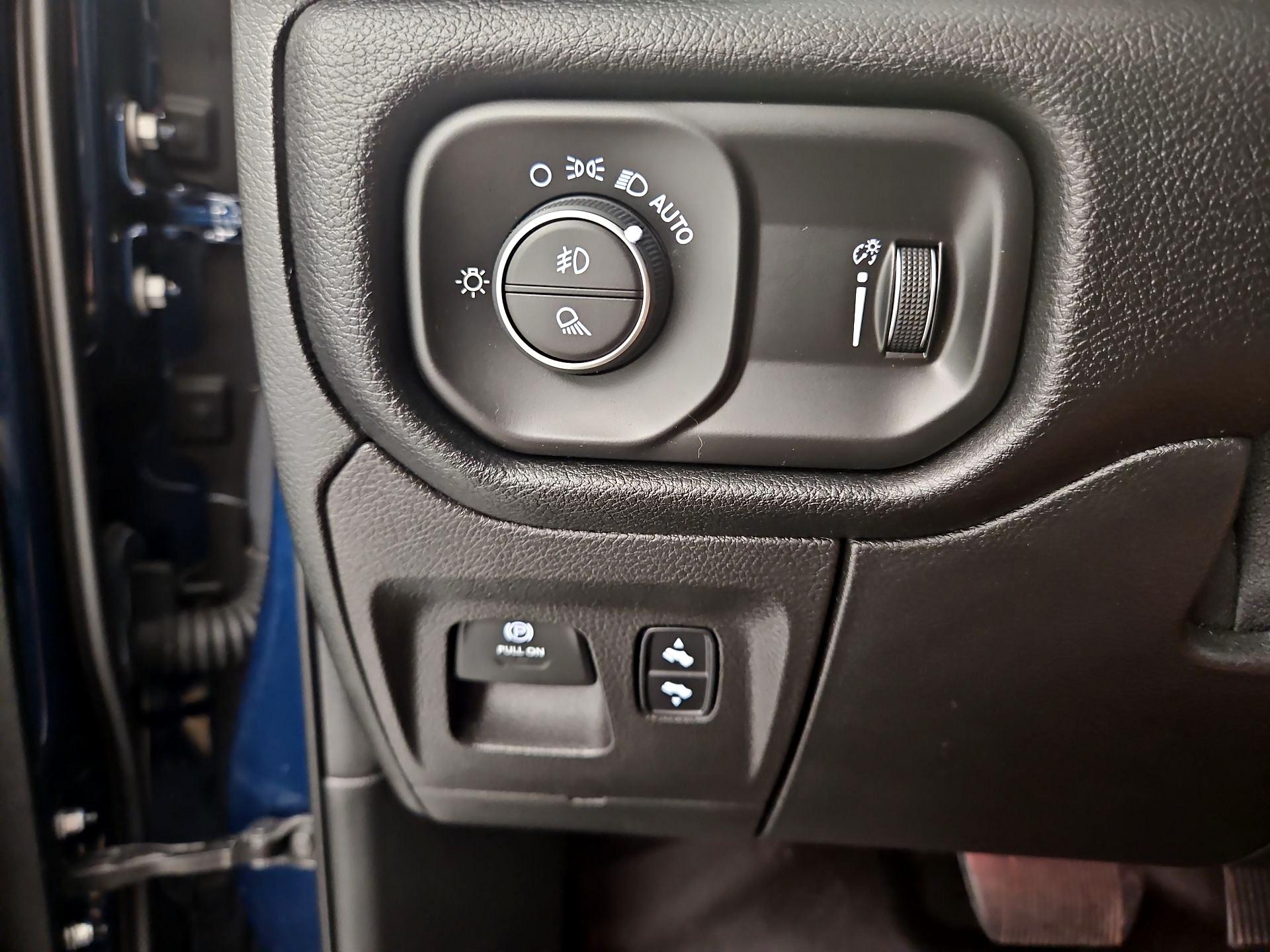 Thumbnail: 2020 RAM 1500 - 13