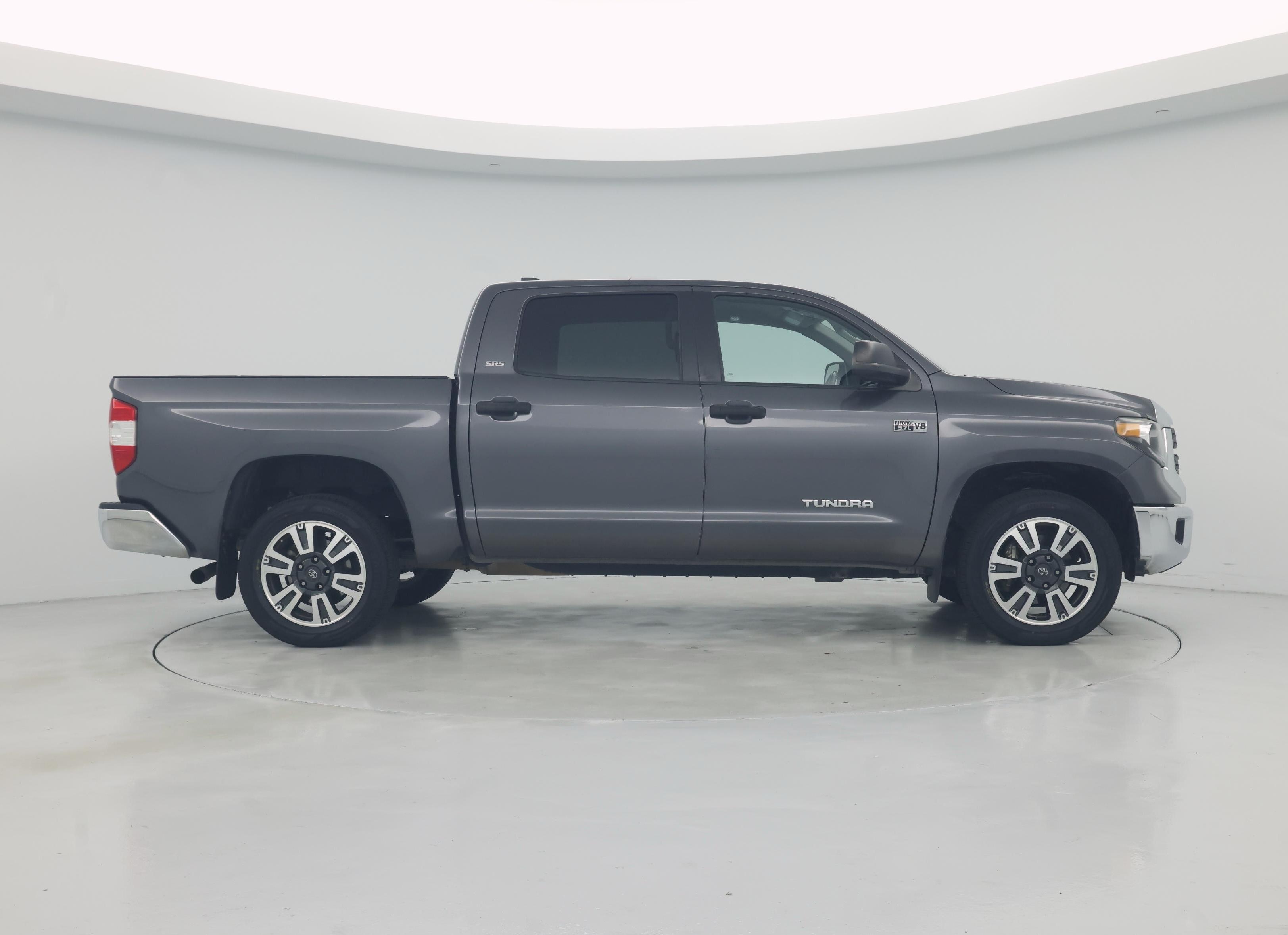 Thumbnail: 2021 Toyota Tundra - 7