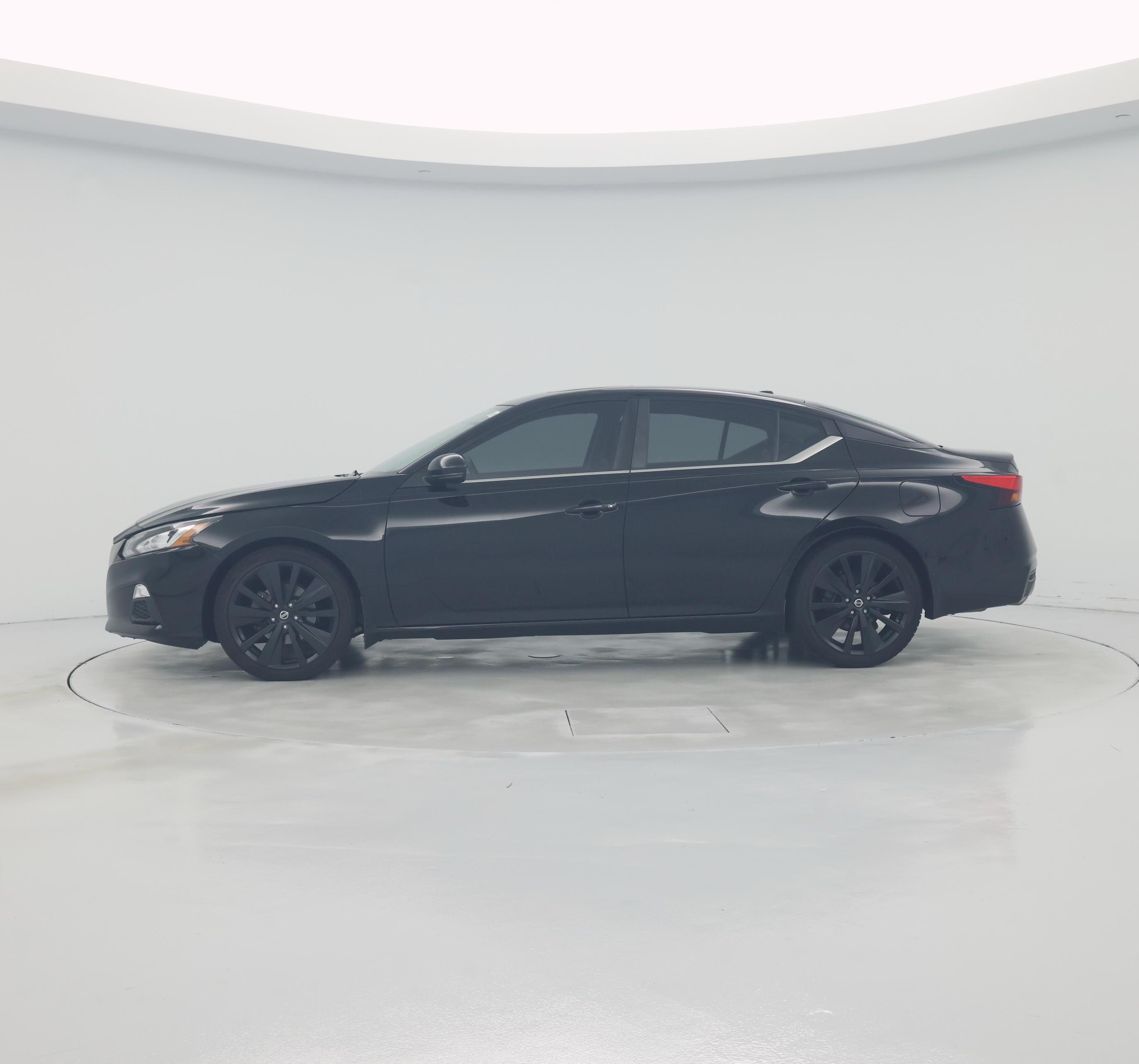 Thumbnail: 2019 Nissan Altima - 3