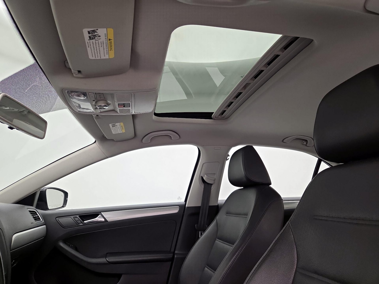 Sunroof(s) & Overhead Airbags