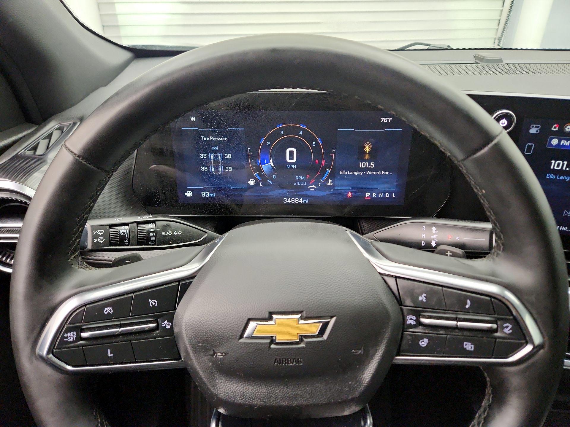 Thumbnail: 2025 Chevrolet Equinox - 10