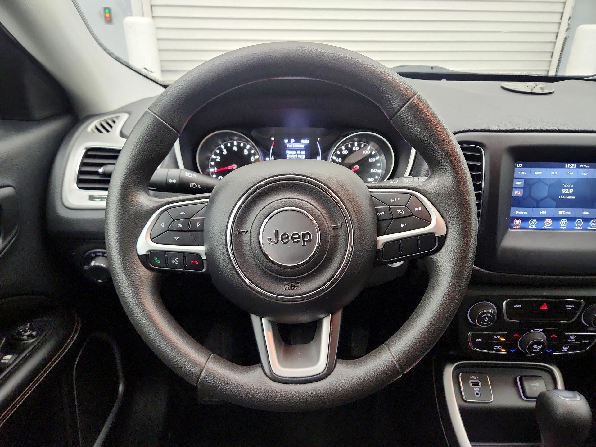Thumbnail: 2021 Jeep Compass - 10