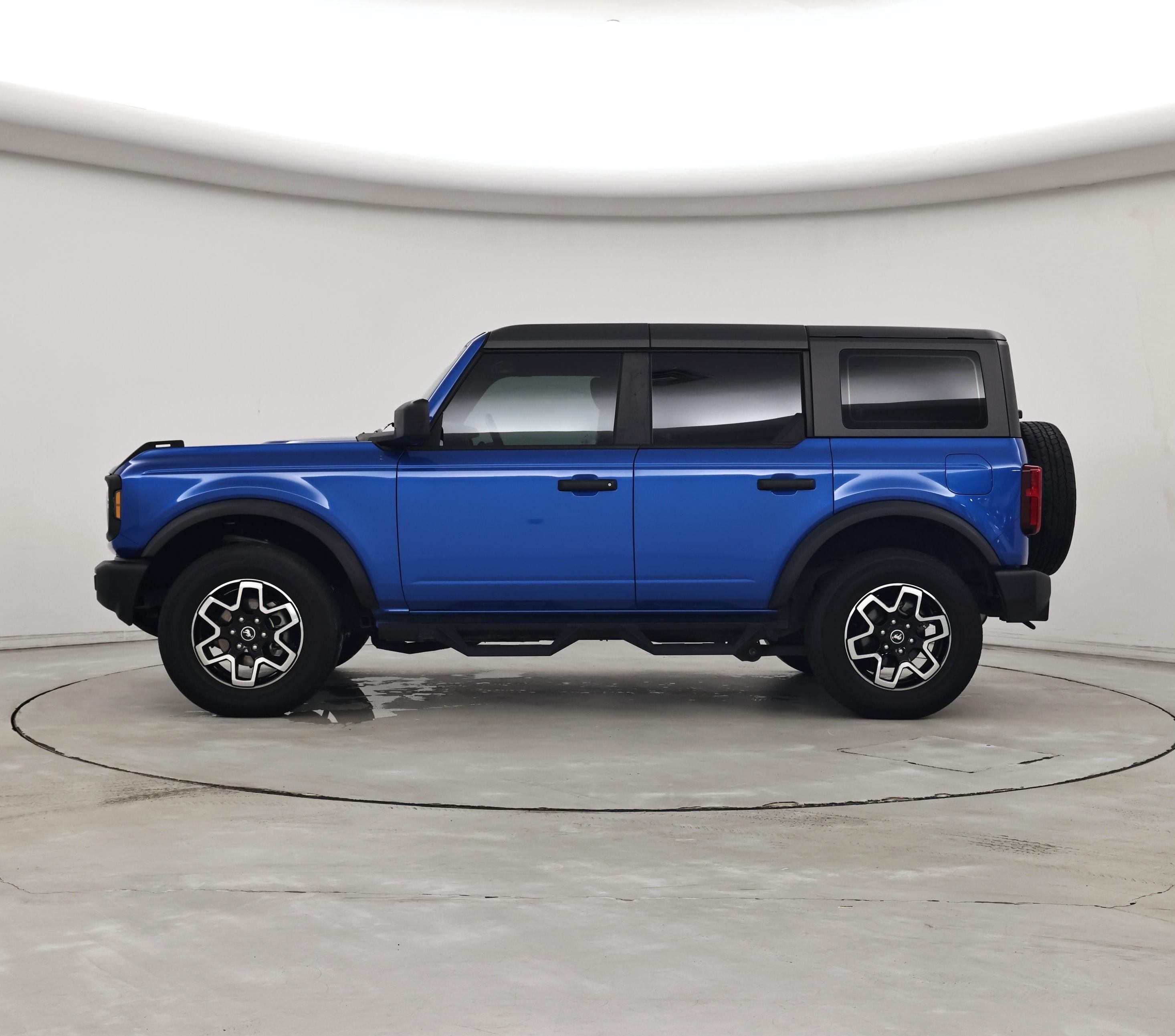 Thumbnail: 2023 Ford Bronco - 3