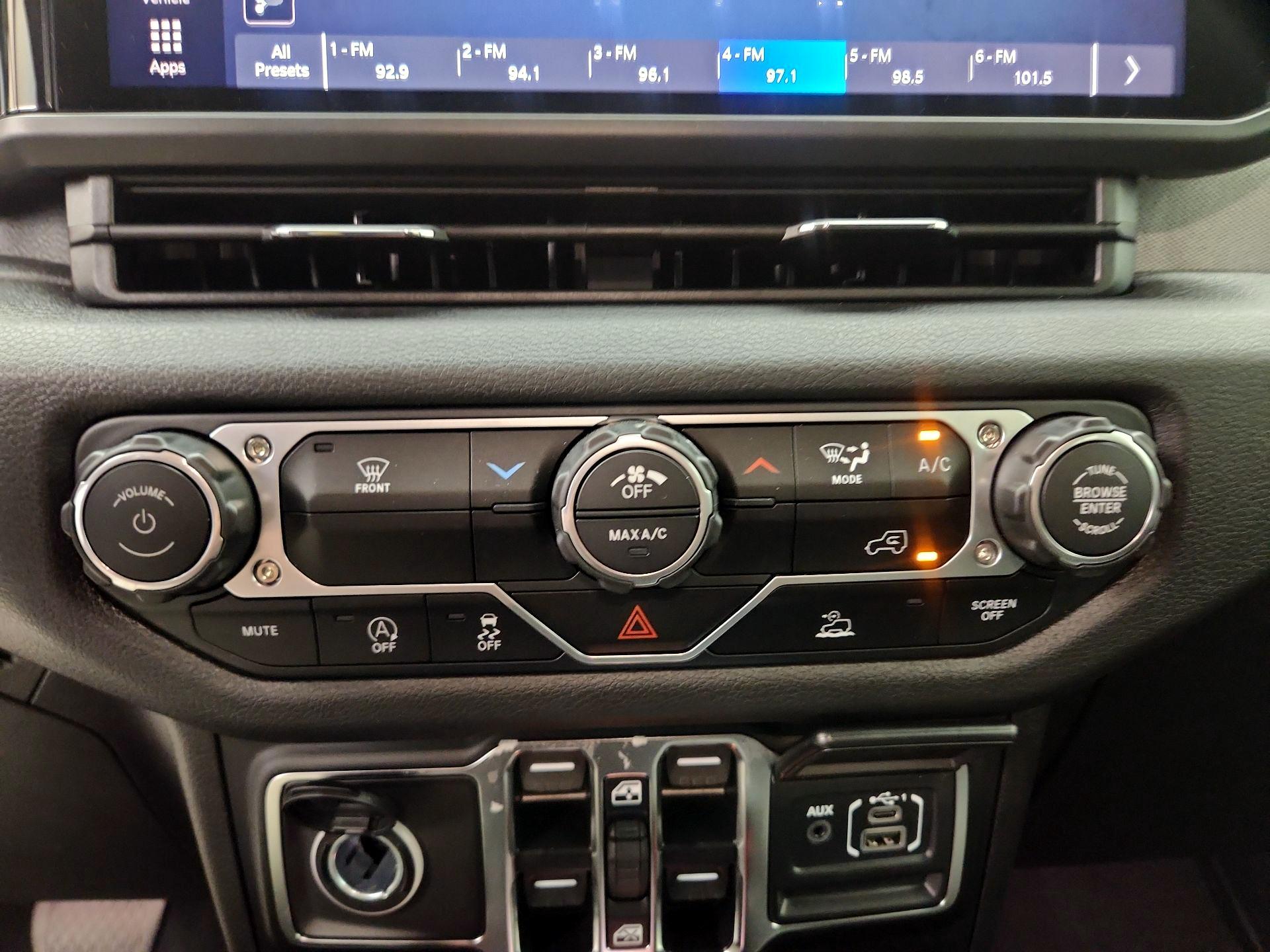 Thumbnail: 2026 Jeep Wrangler - 16