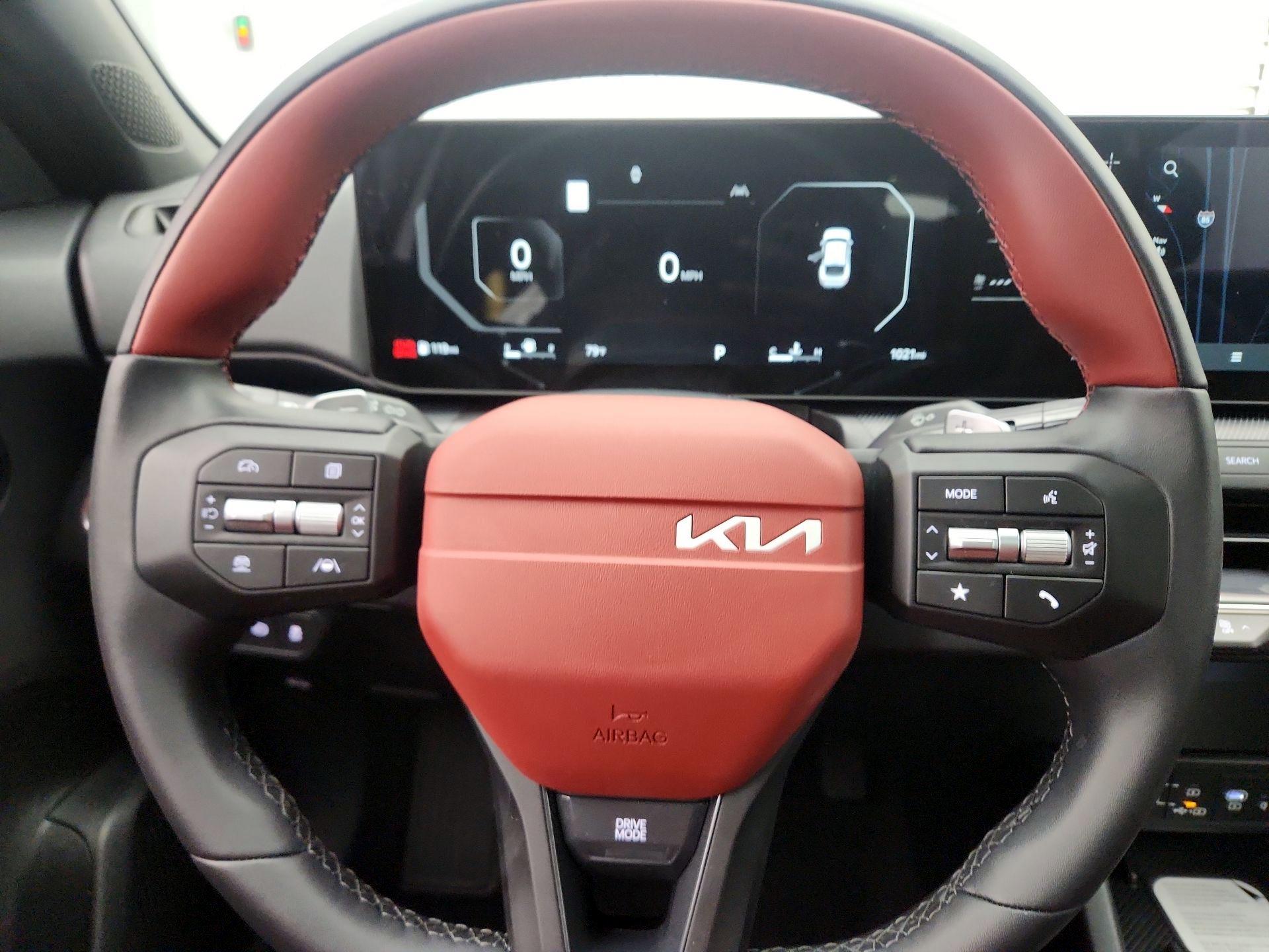 Thumbnail: 2025 Kia K4 - 10