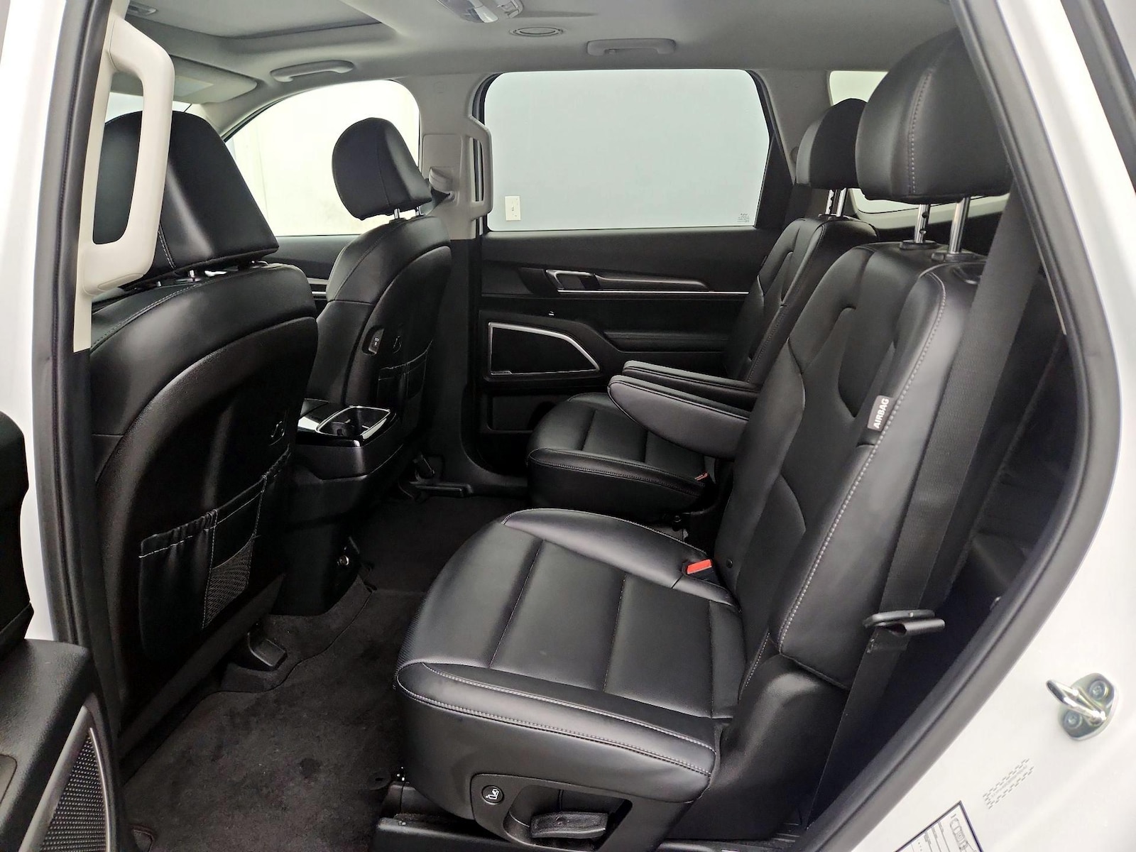 2025 Kia Telluride S - Photo 22