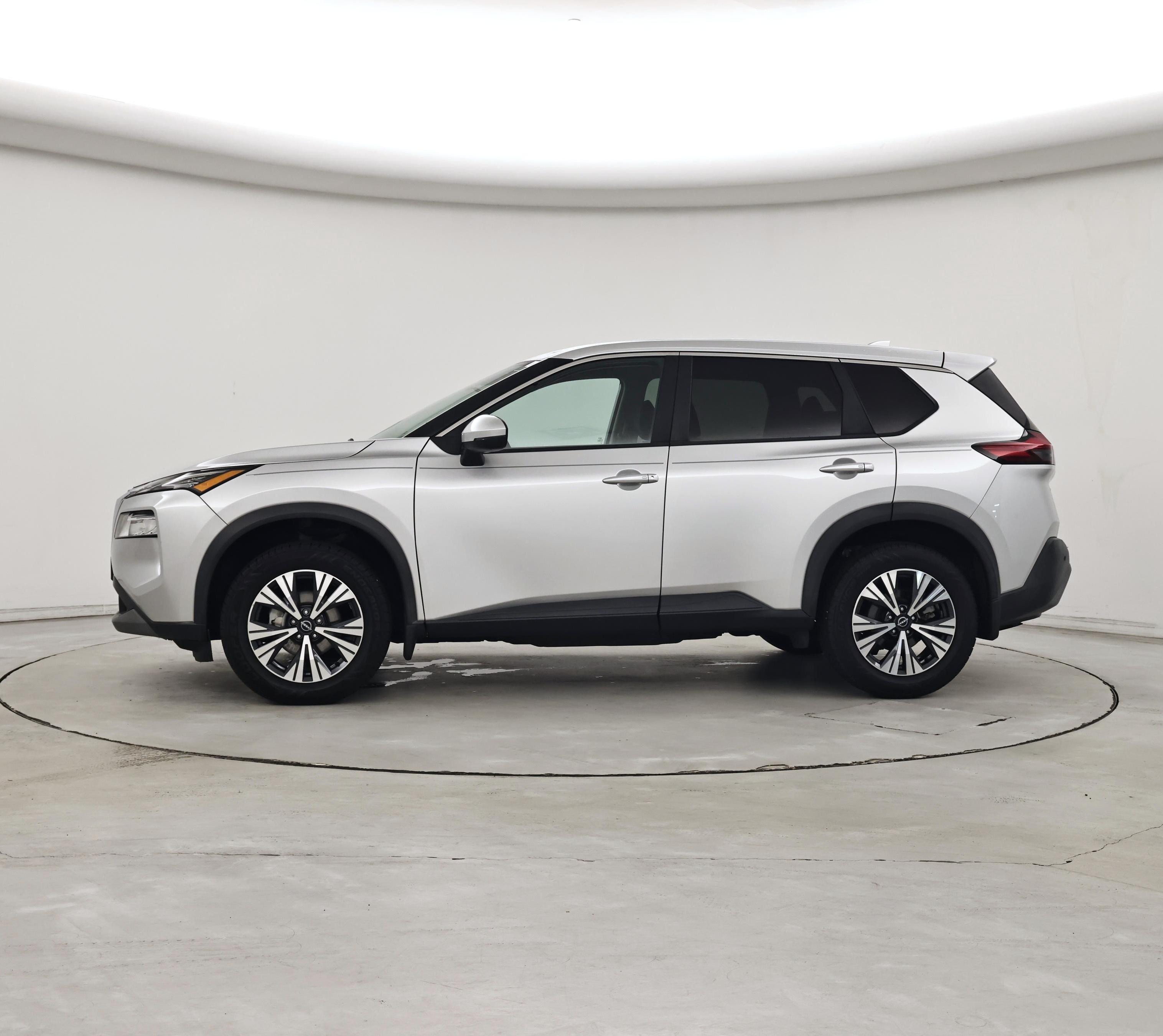 Thumbnail: 2022 Nissan Rogue - 3